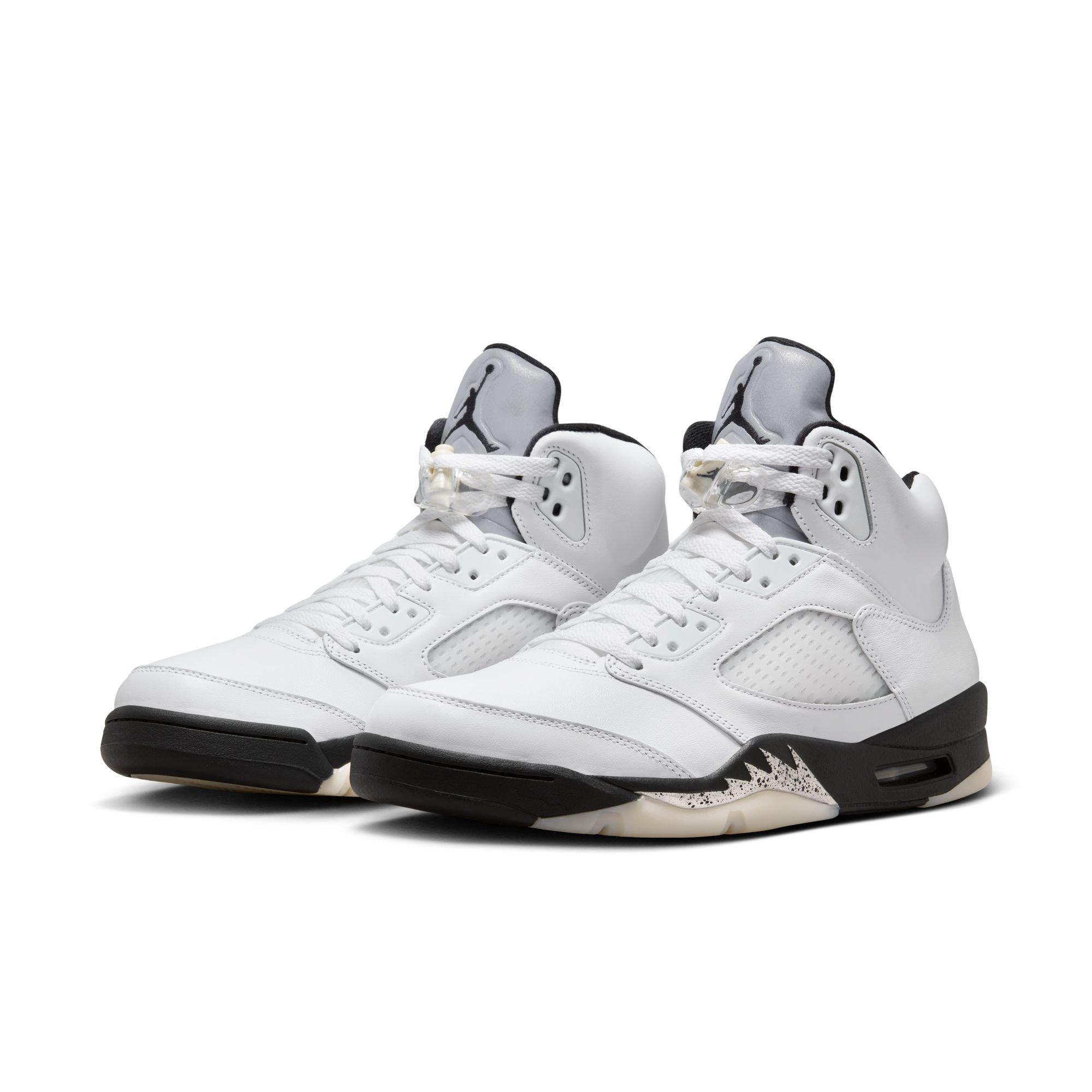 Jordan 5 Retro "White and Black" Men's Shoe - WHITE/BLACK/METALLIC SILVER Thumbnail View 3