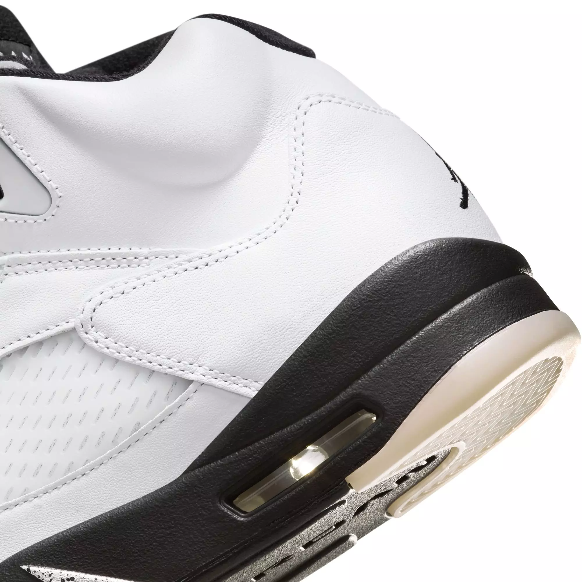 Jordan 5 Retro "White and Black" Men's Shoe - WHITE/BLACK/METALLIC SILVER