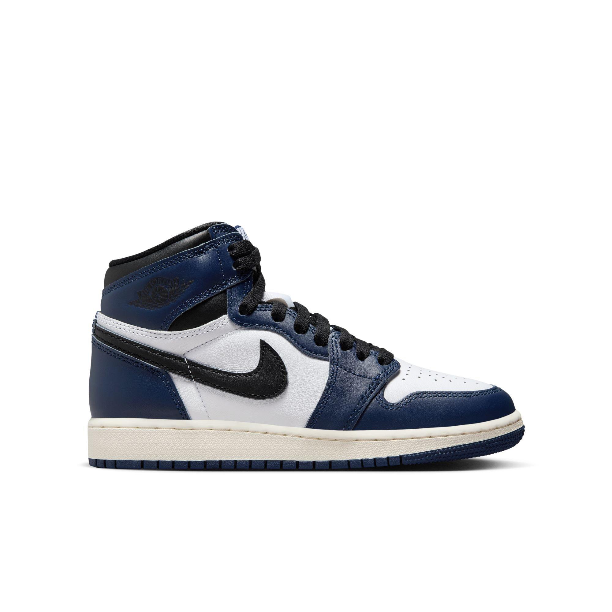 Jordan 1 Retro High OG "Midnight Navy" Grade School Kids' Shoe​