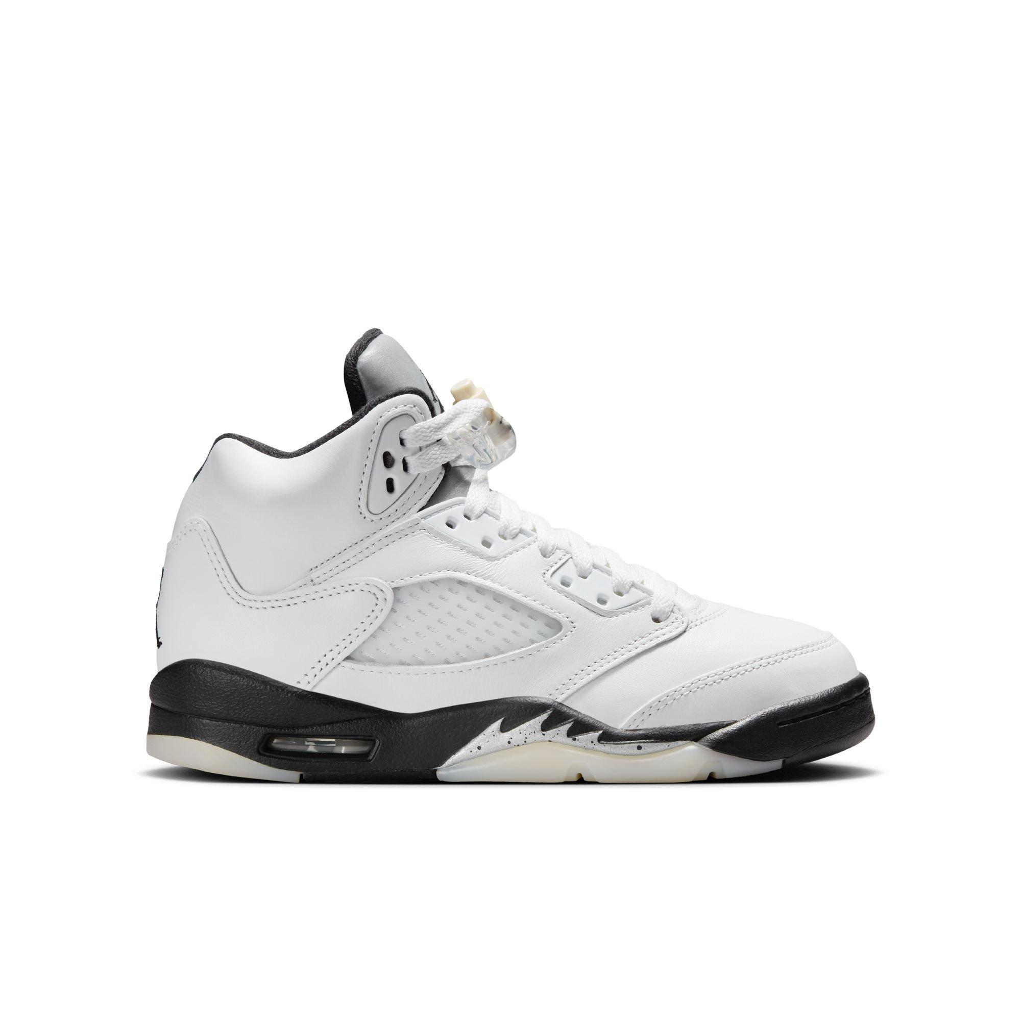 Jordan 5 Retro "White and Black" Grade School Kids' Shoe - WHITE/BLACK/METALLIC SILVER