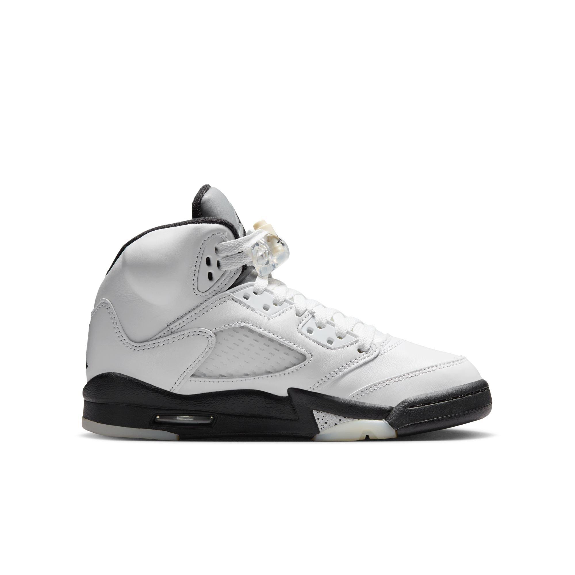 Jordan 5 Retro "White and Black" Grade School Kids' Shoe