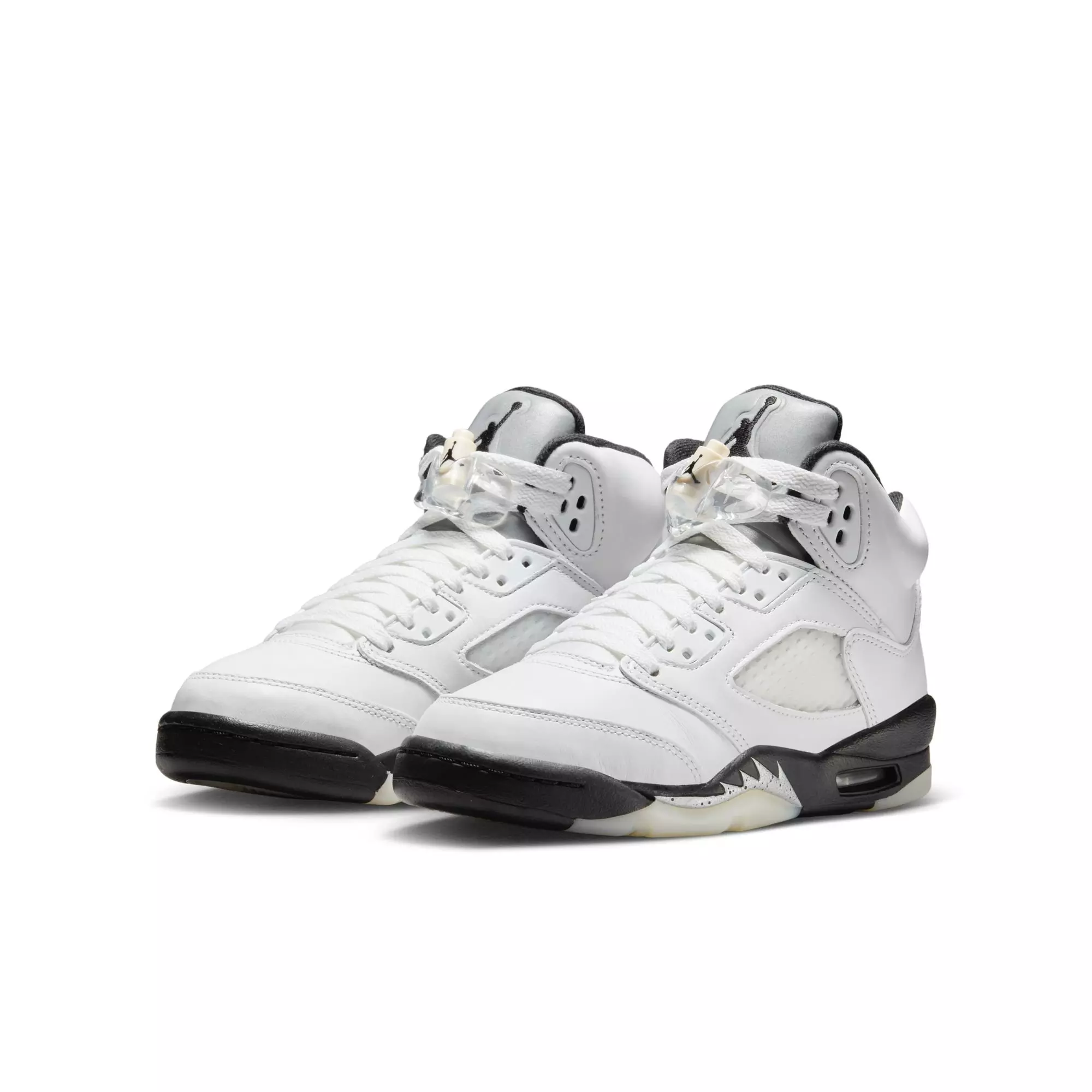 Jordan 5 Retro "White and Black" Grade School Kids' Shoe - WHITE/BLACK/METALLIC SILVER