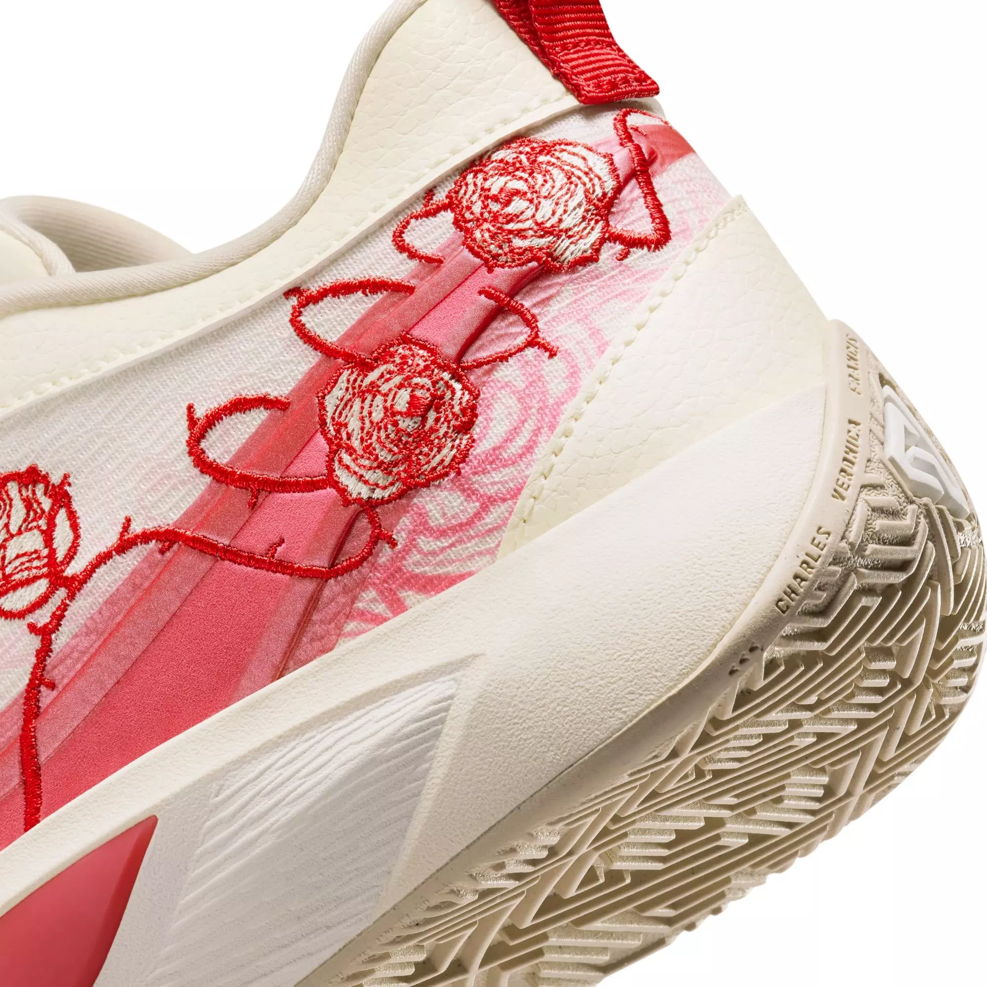 Nike Freak 6 "Roses" Grade School Kids' Basketball Shoe - COCONUT MILK/ASTER PINK