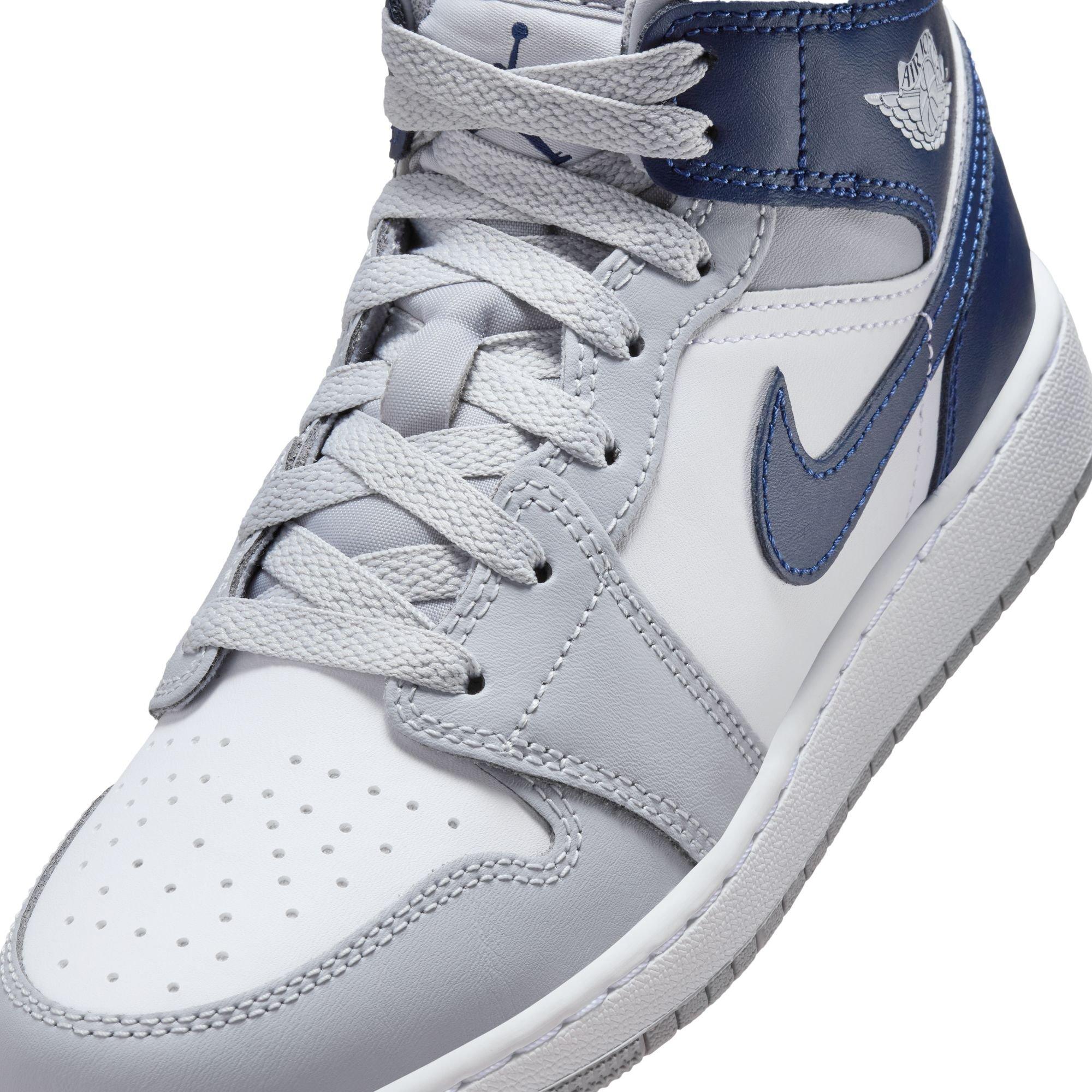 Jordan 1 Mid Grade School Boys' "White/Midnight Navy/Wolf Grey" Shoe