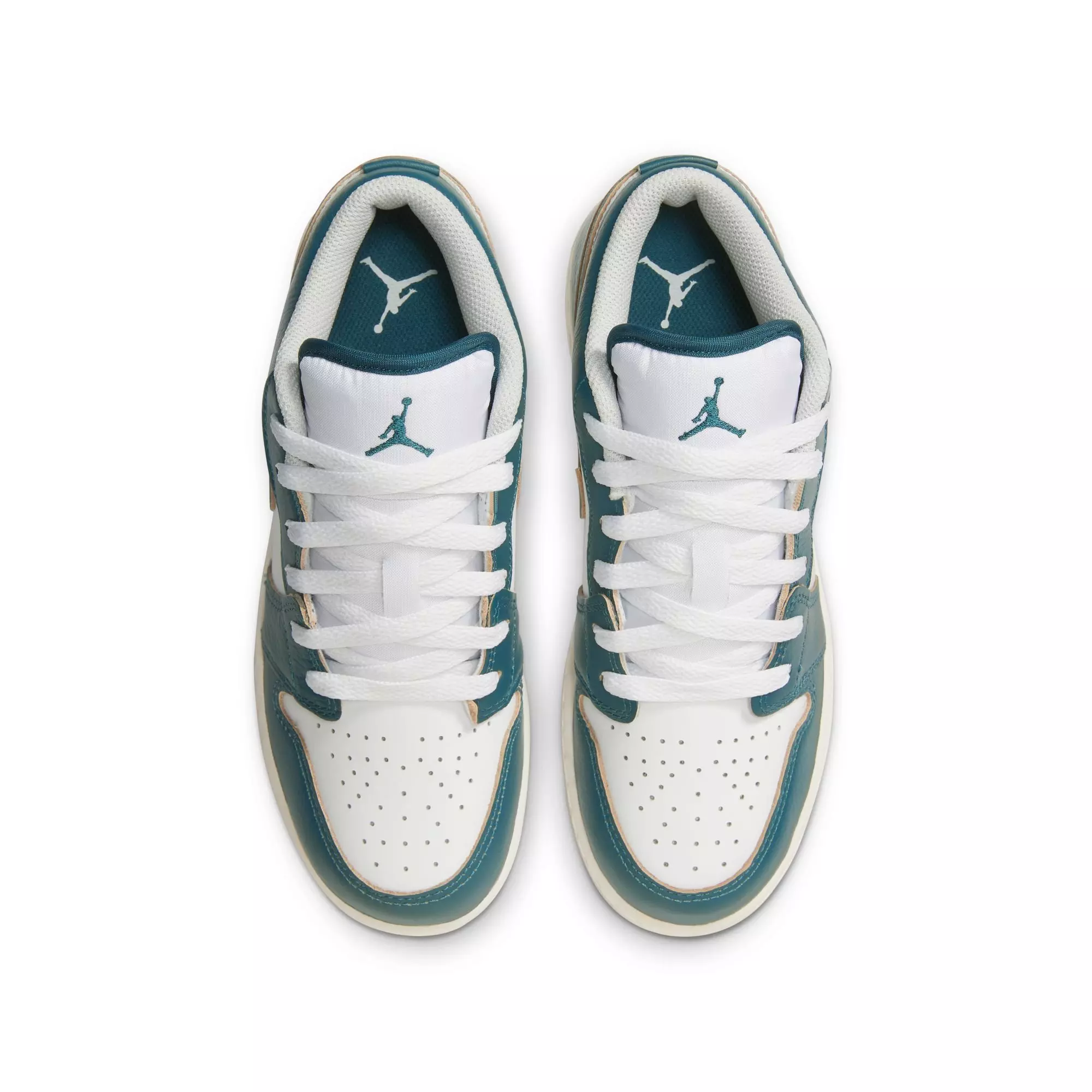 Jordan 1 Low SE "Oxidized Green/White/Sail" Grade School Boys' Shoe - GREEN/WHITE