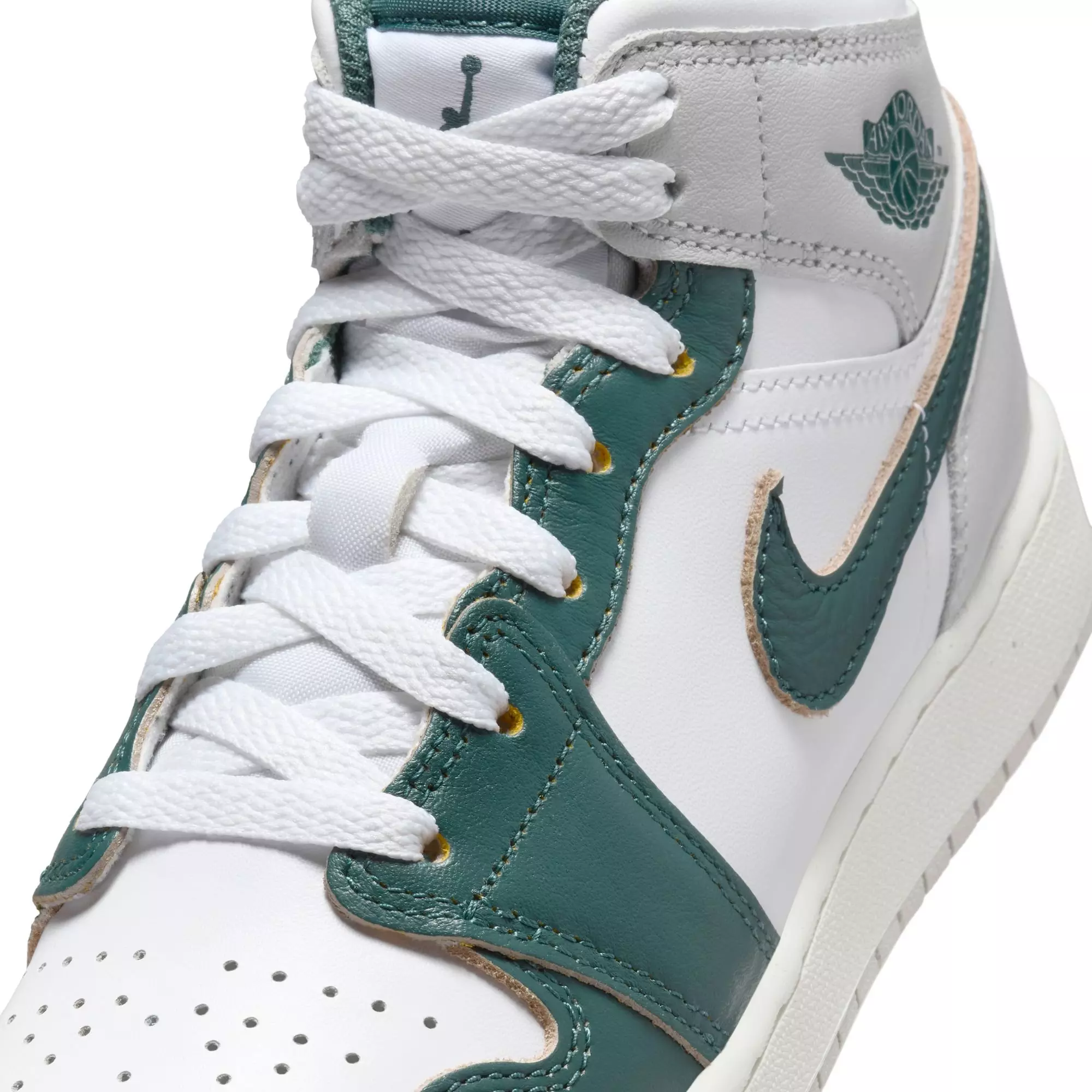 Jordan 1 Mid SE "White/Oxidized Green/Sail/Neutral Grey" Grade School Boys' Shoe - GREEN/WHITE