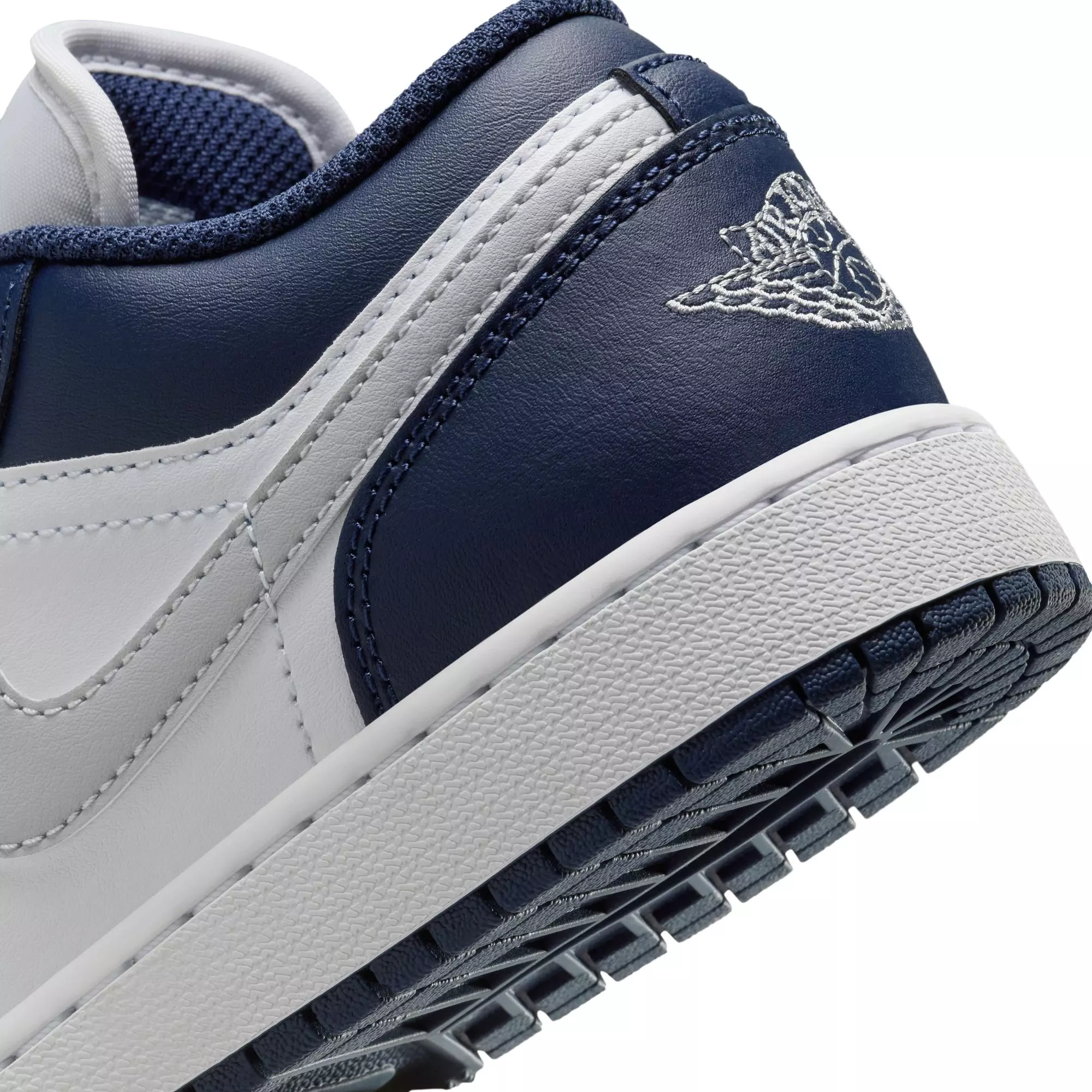 Jordan 1 Low "White/Wolf Grey/Midnight Navy" Grade School Boys' Shoe - NAVY/GREY