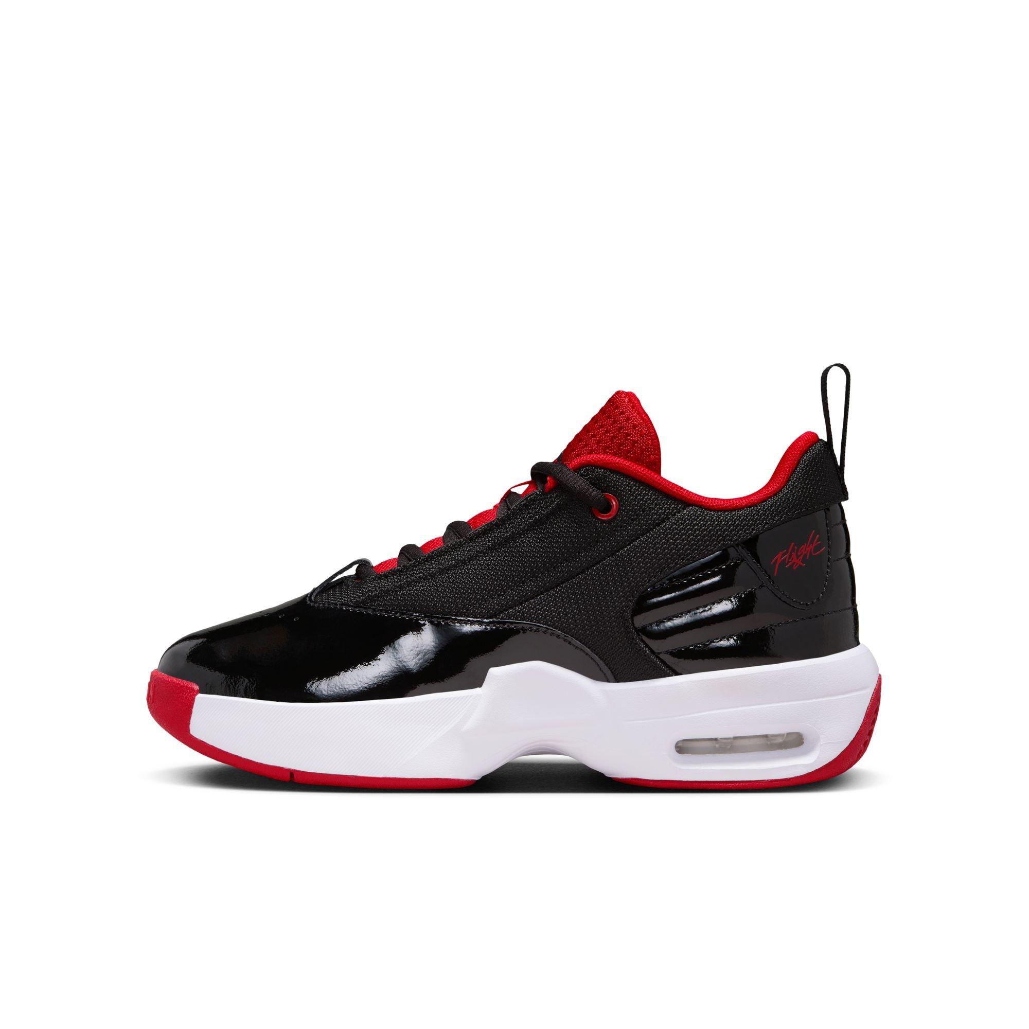 Jordan Max Aura 6 Grade School Boys' "Black/Gym Red/White" Shoe