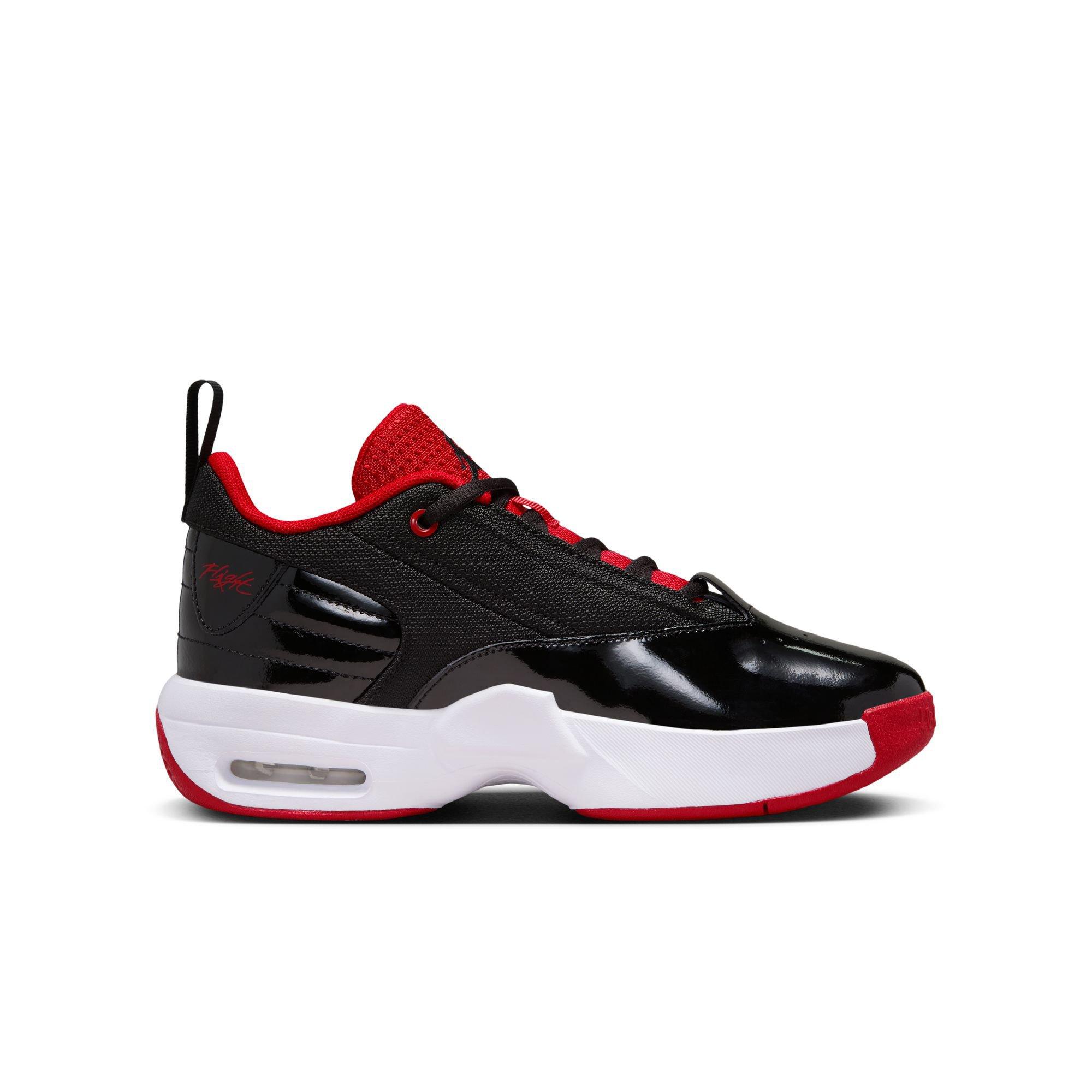 Jordan Max Aura 6 Grade School Boys' "Black/Gym Red/White" Shoe