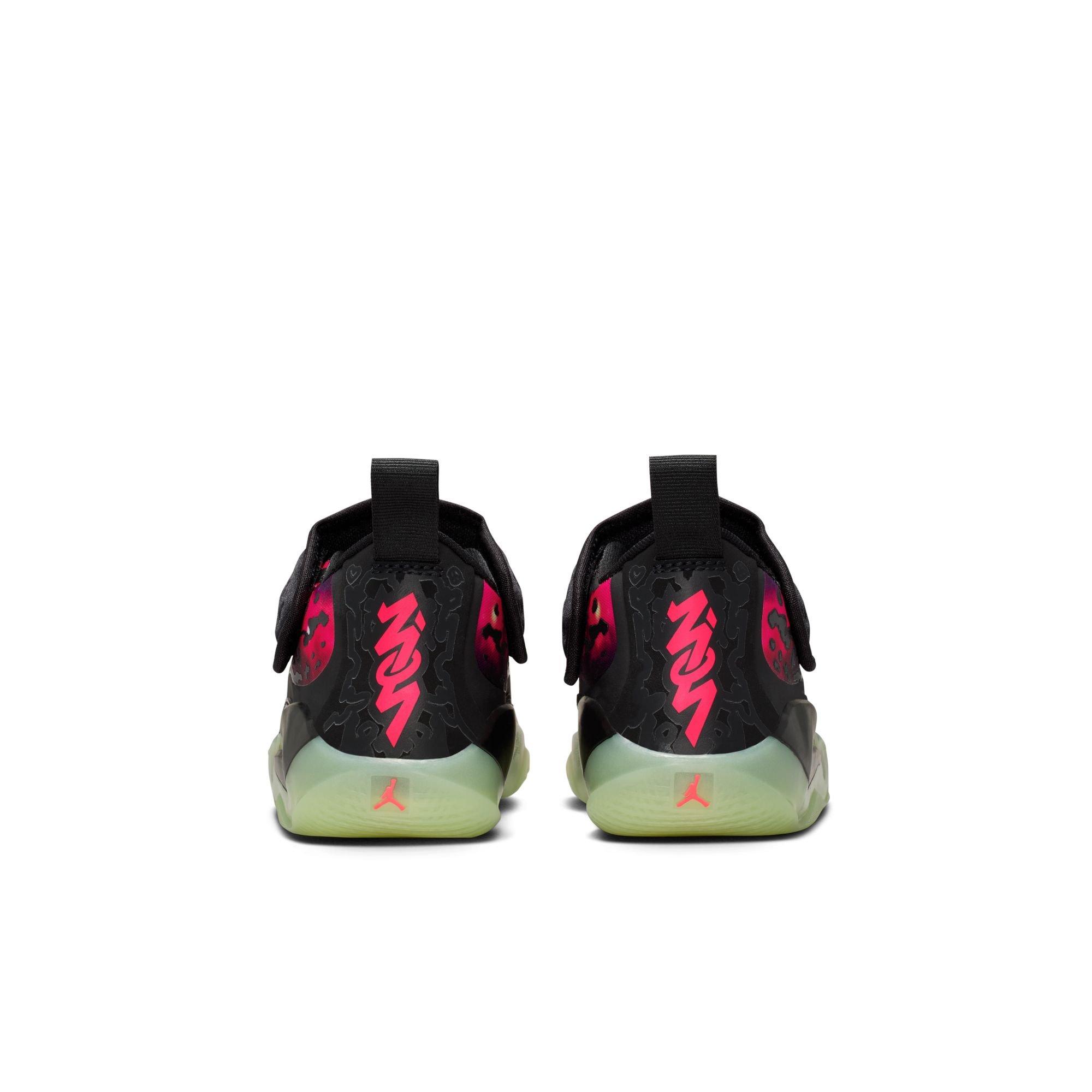 Jordan Zion 3 "Lift Off" Preschool Kids' Basketball Shoe - BLACK/SOLAR RED/VIVID PURPLE Thumbnail View 10