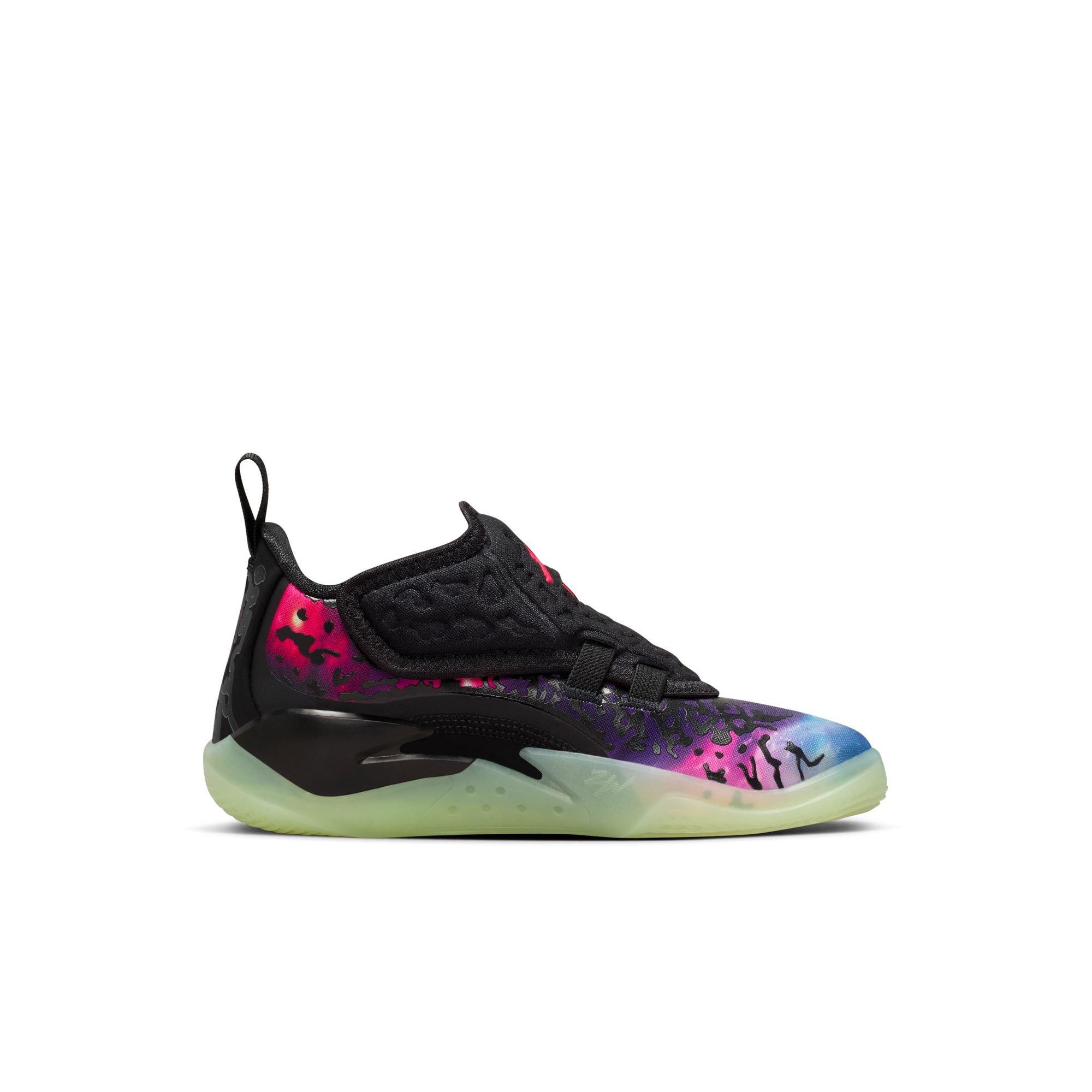 Jordan Zion 3 "Lift Off" Preschool Kids' Basketball Shoe - BLACK/SOLAR RED/VIVID PURPLE Thumbnail View 2