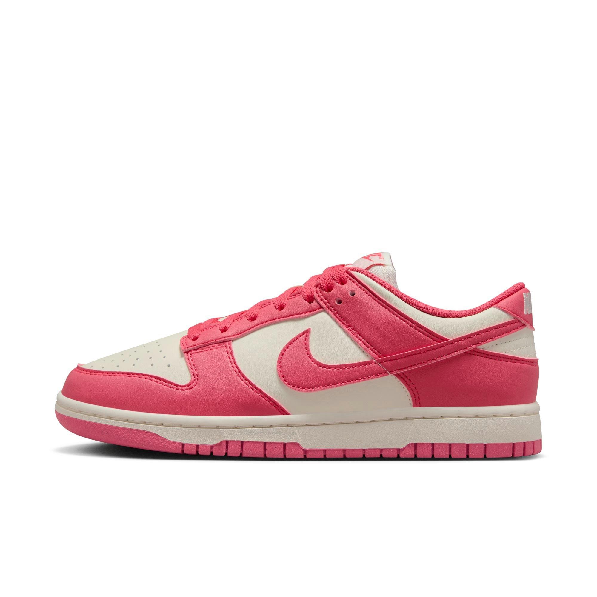 Nike Dunk Low "Aster Pink/Sail" Women's Shoe - PINK/WHITE Thumbnail View 3
