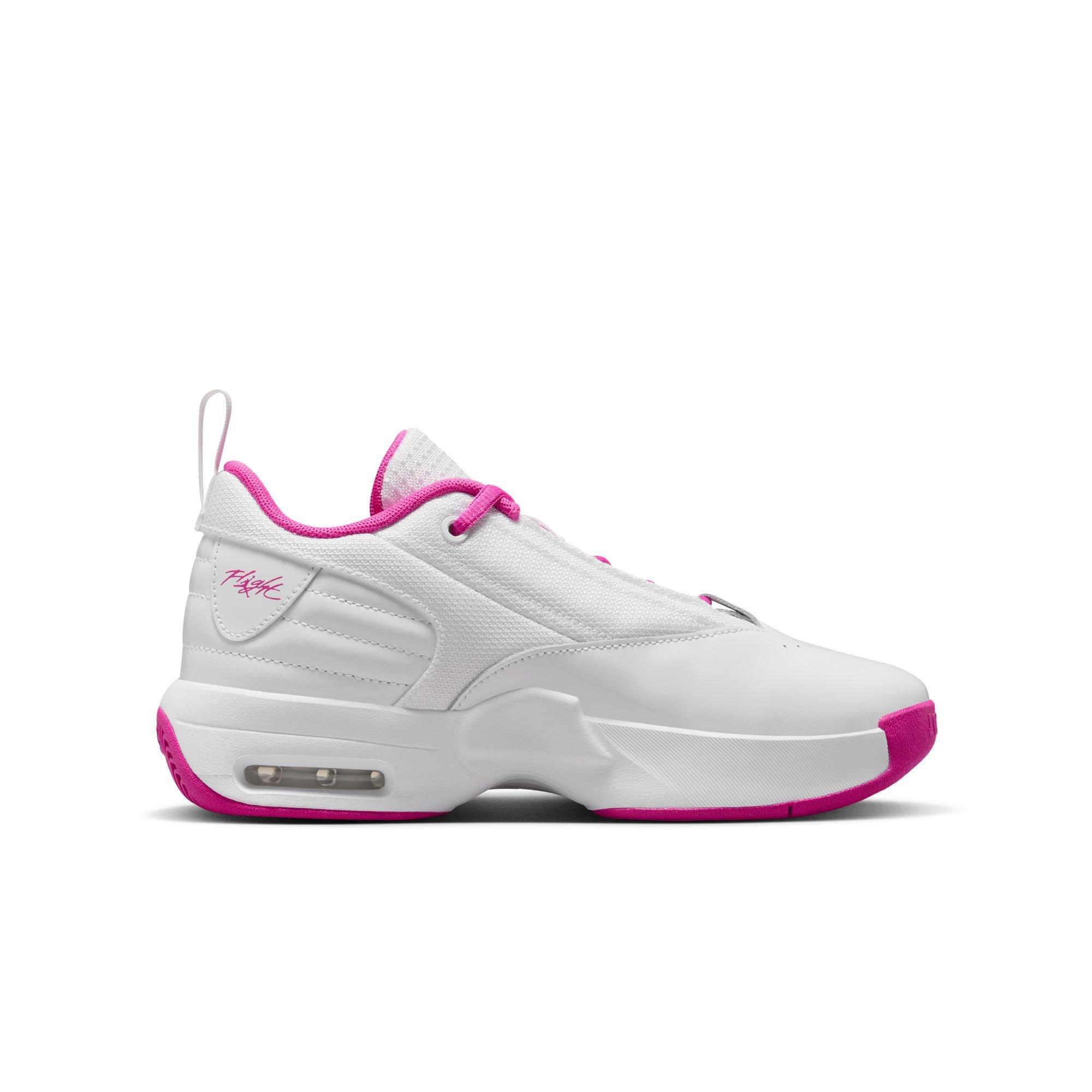 Jordan max aura girls on sale