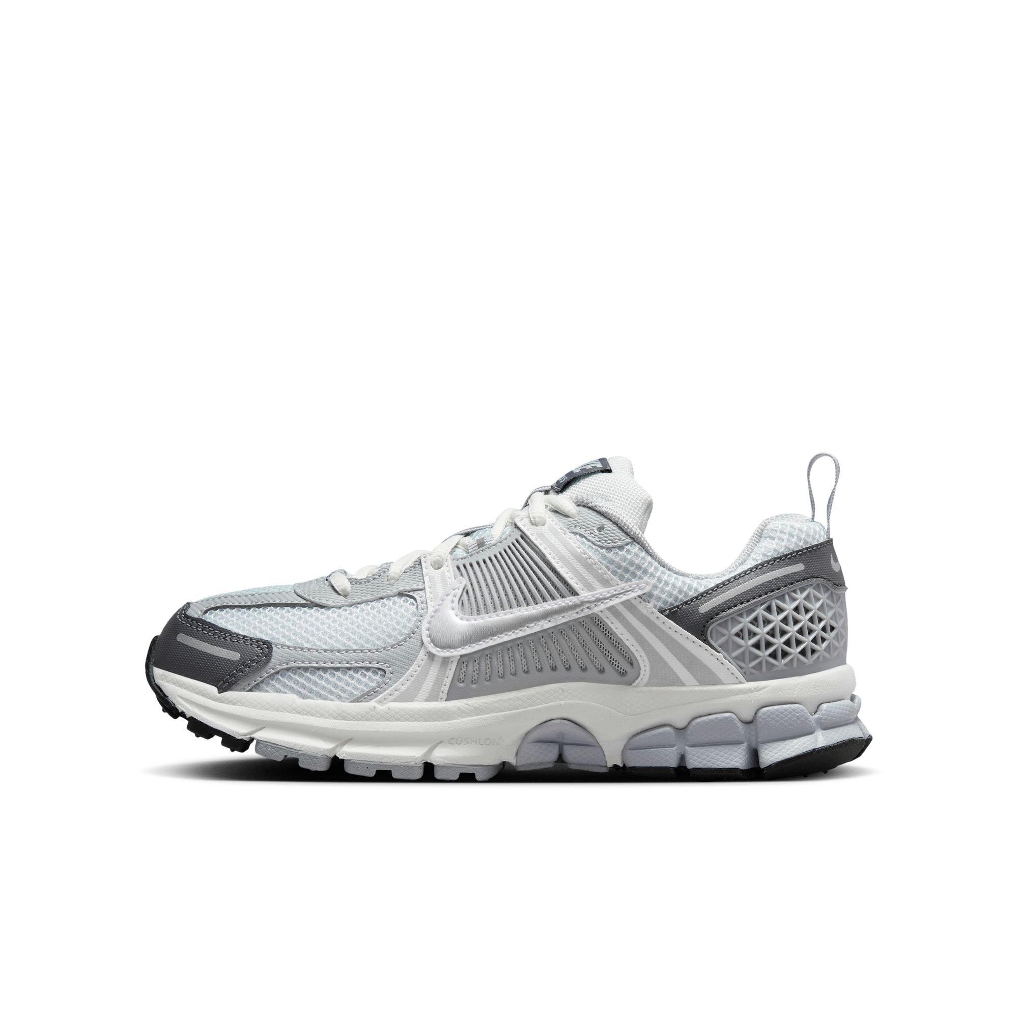 Nike Vomero 5 Grade School Girls' "Pure Platinum/Metallic Silver" Shoe