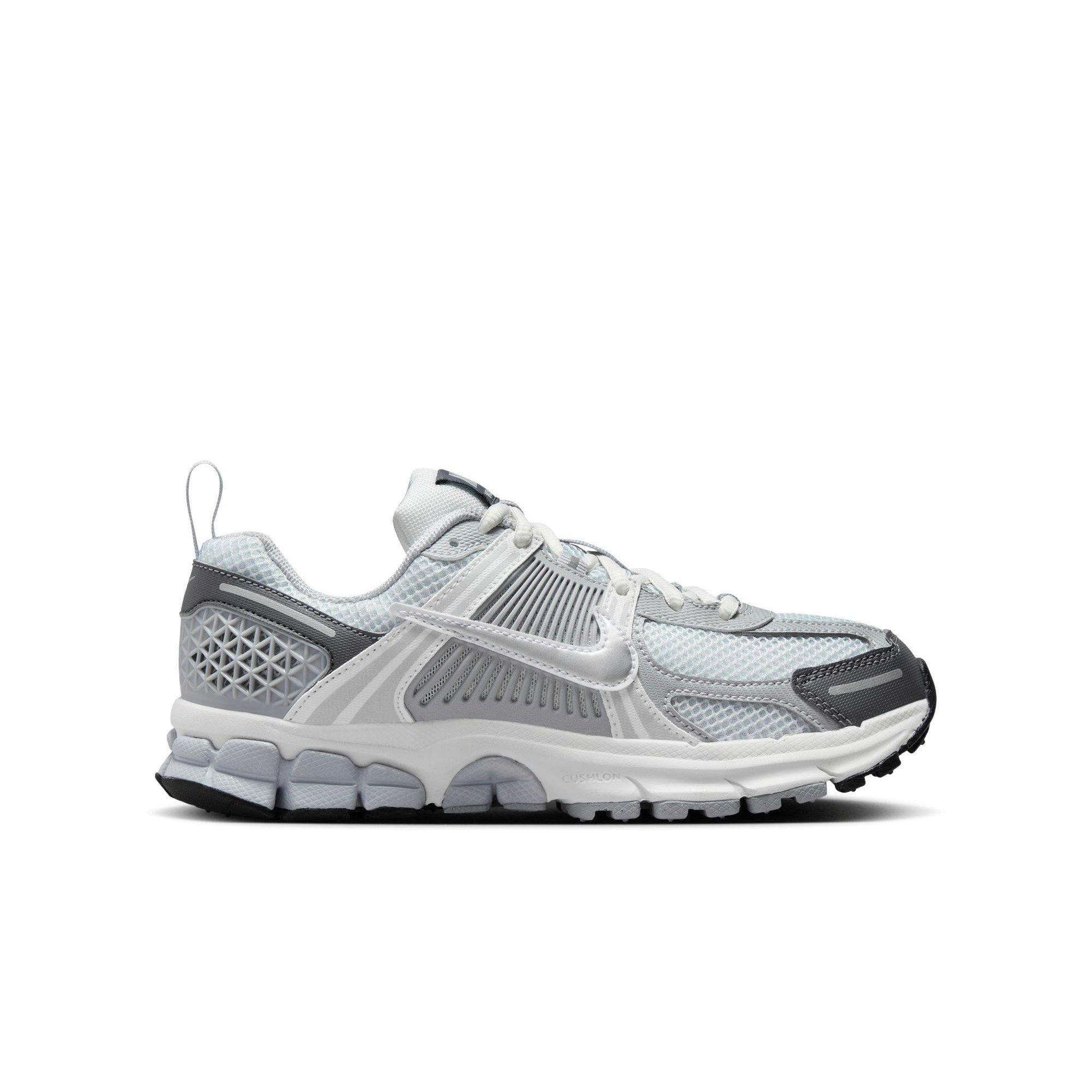 Nike Vomero 5 "Pure Platinum/Metallic Silver" Grade School Girls' Shoe