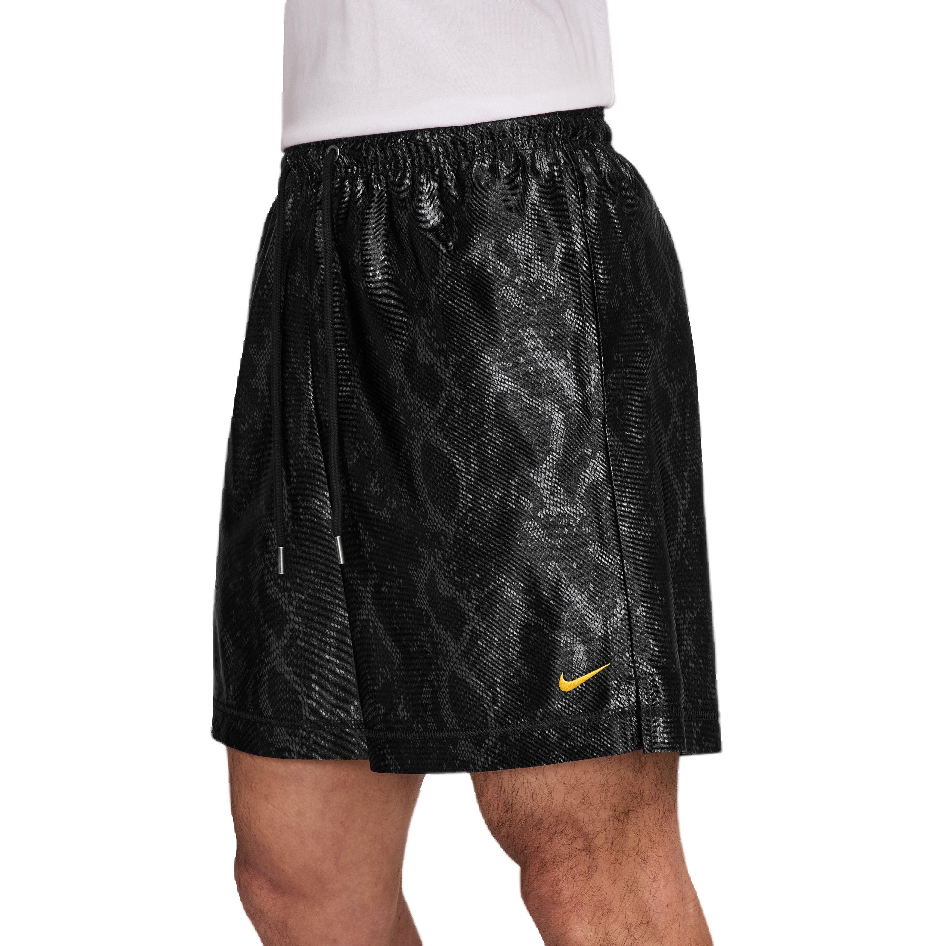 Nike Men's Kobe Dri-FIT Standard Issue Reversible 6" Basketball Shorts - BLACK Thumbnail View 3