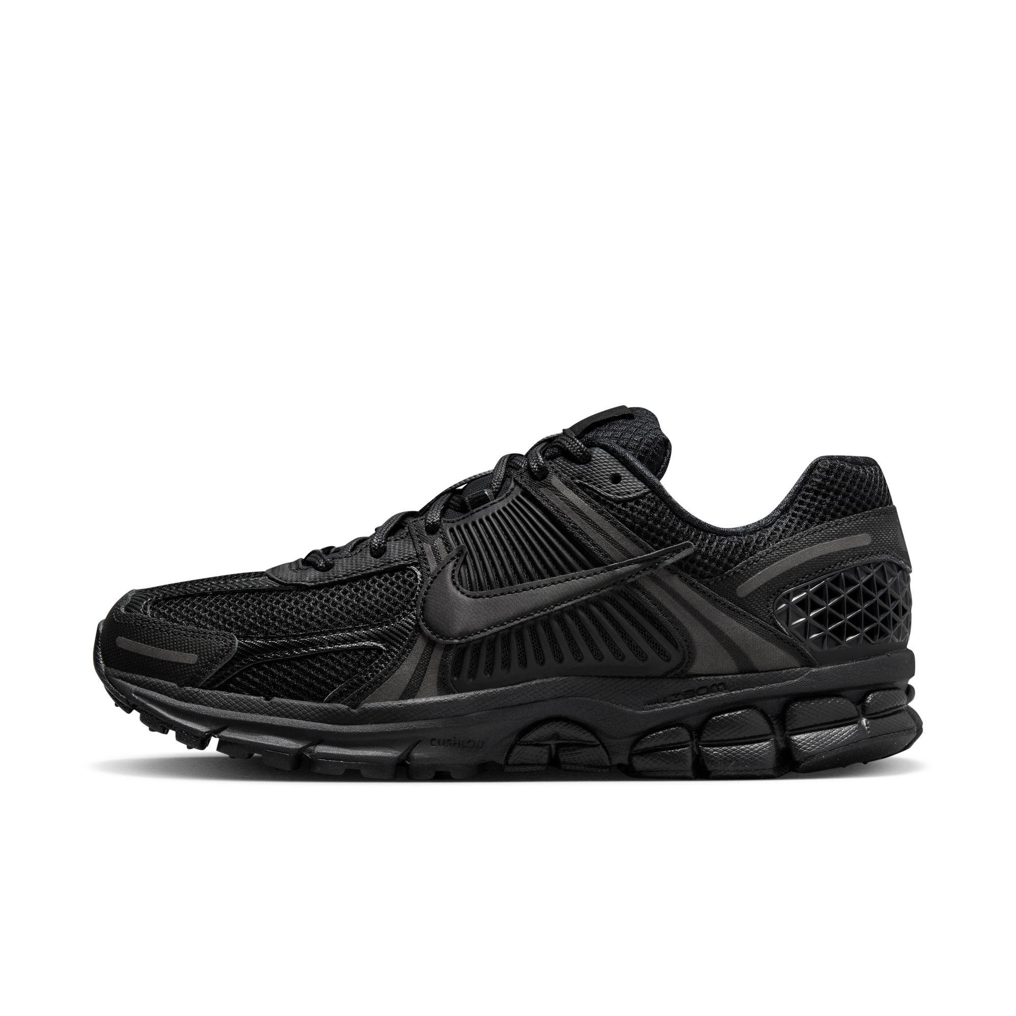 Nike Zoom Vomero 5 "Black" Men's Shoe - BLACK Thumbnail View 3