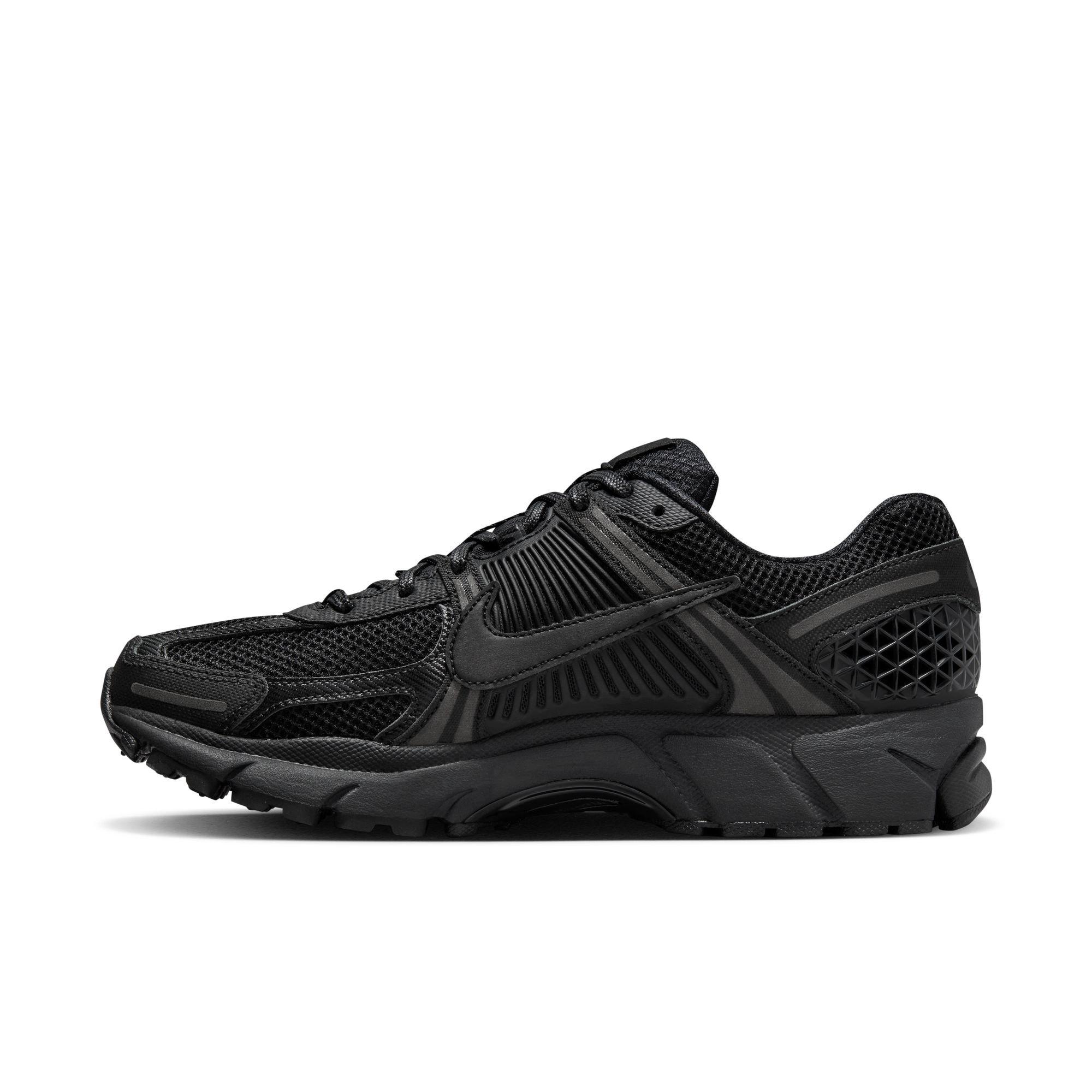 Nike Zoom Vomero 5 "Black" Men's Shoe - BLACK Thumbnail View 4