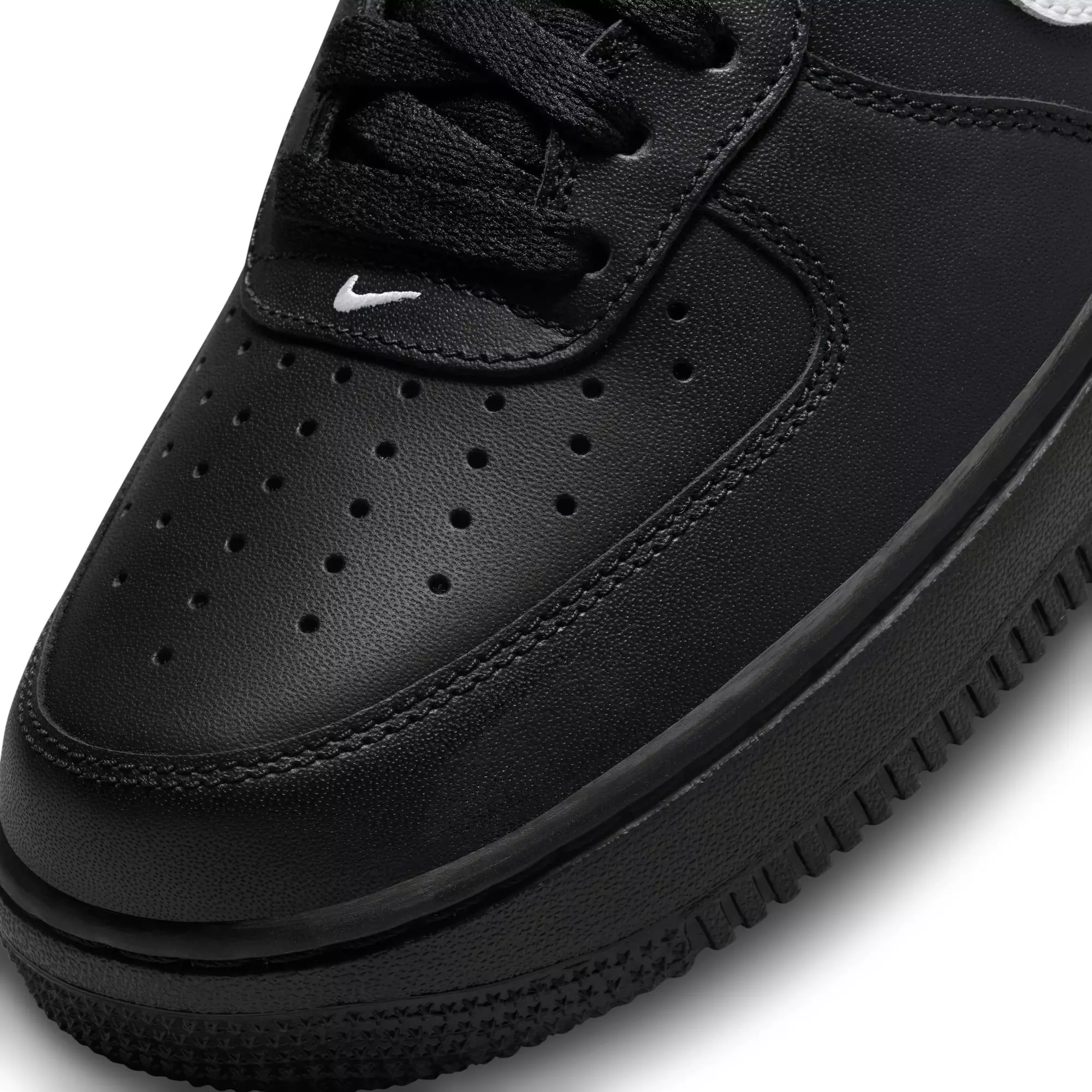 Nike Air Force 1 '07 "Black/White" Men's Shoe - BLACK/WHITE