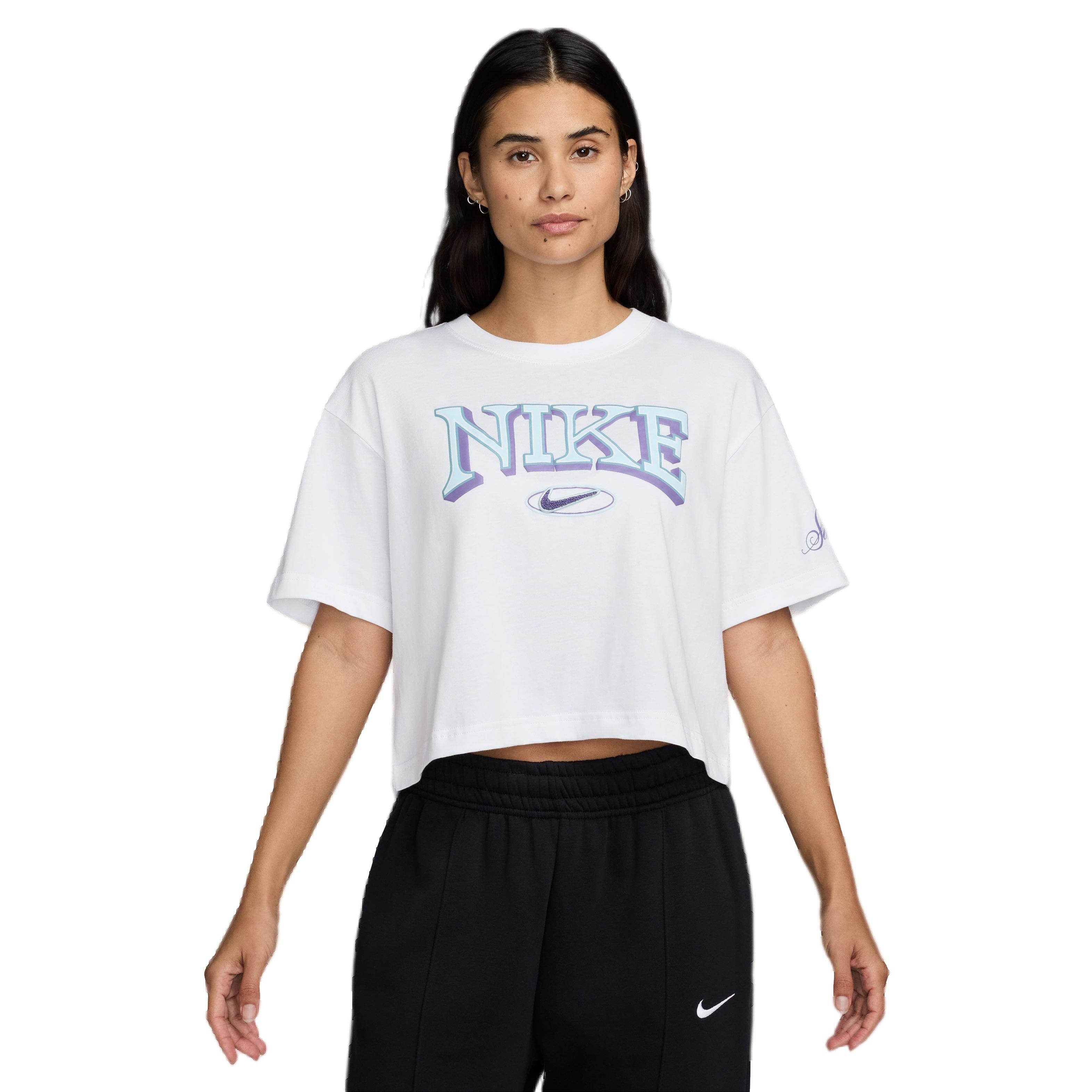 Nike Sportswear Short-Sleeve Women's Tee