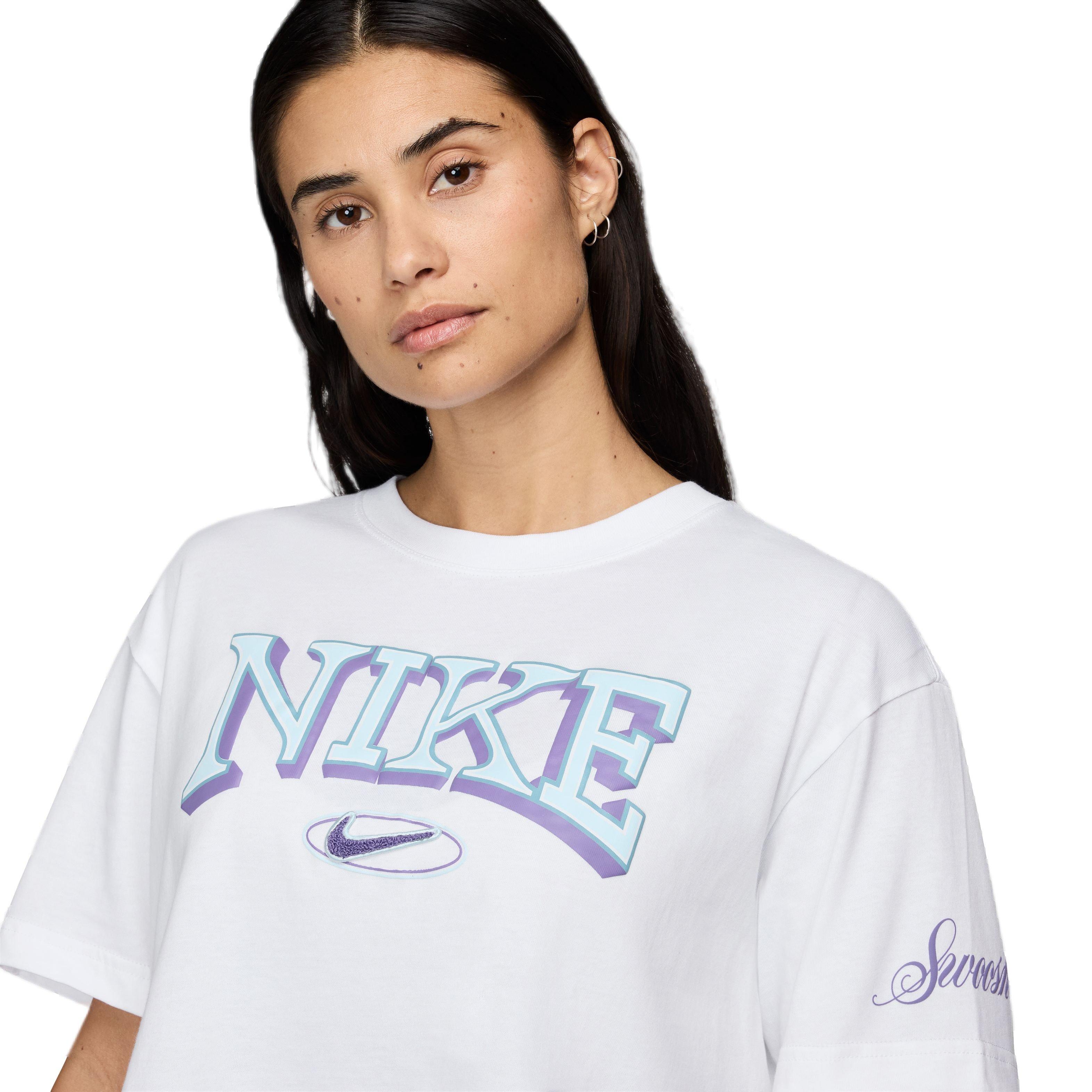 Nike Sportswear Short-Sleeve Women's Tee