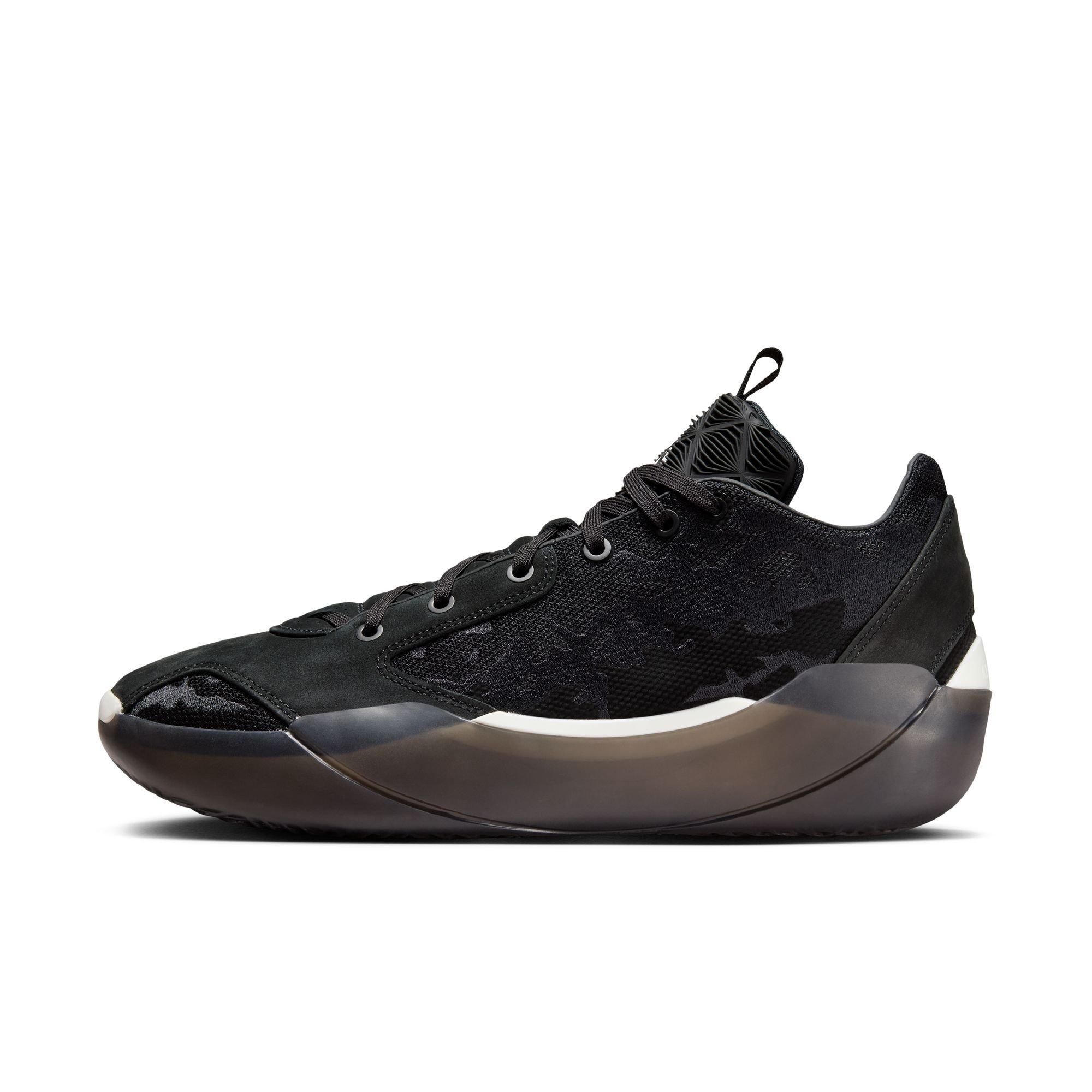 Jordan XXXIX "Lumier" Men's Basketball Shoe - BLACK/SAIL Thumbnail View 9