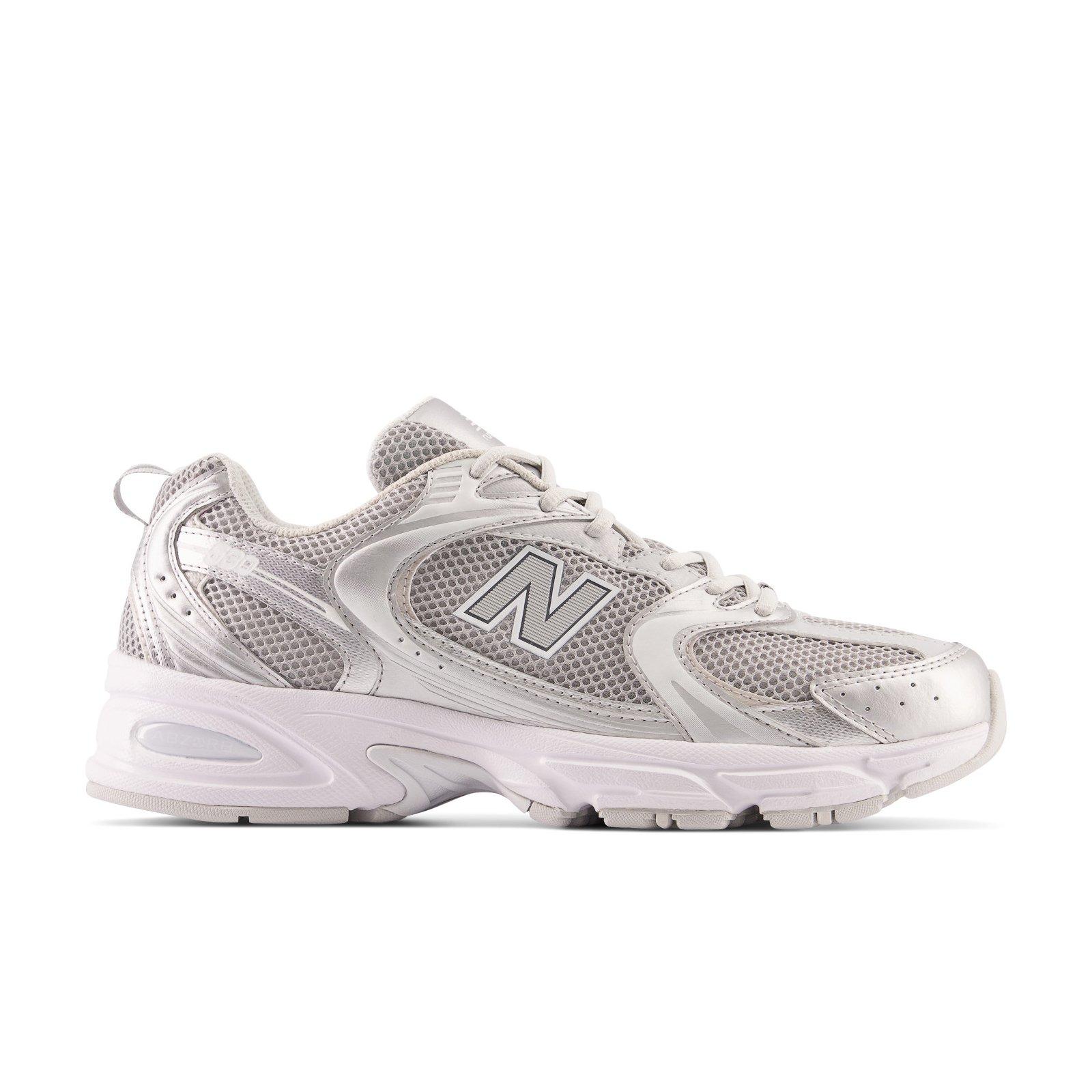 New Balance 530 "Silver Metallic/Moonbeam" Unisex Shoe - SILVER