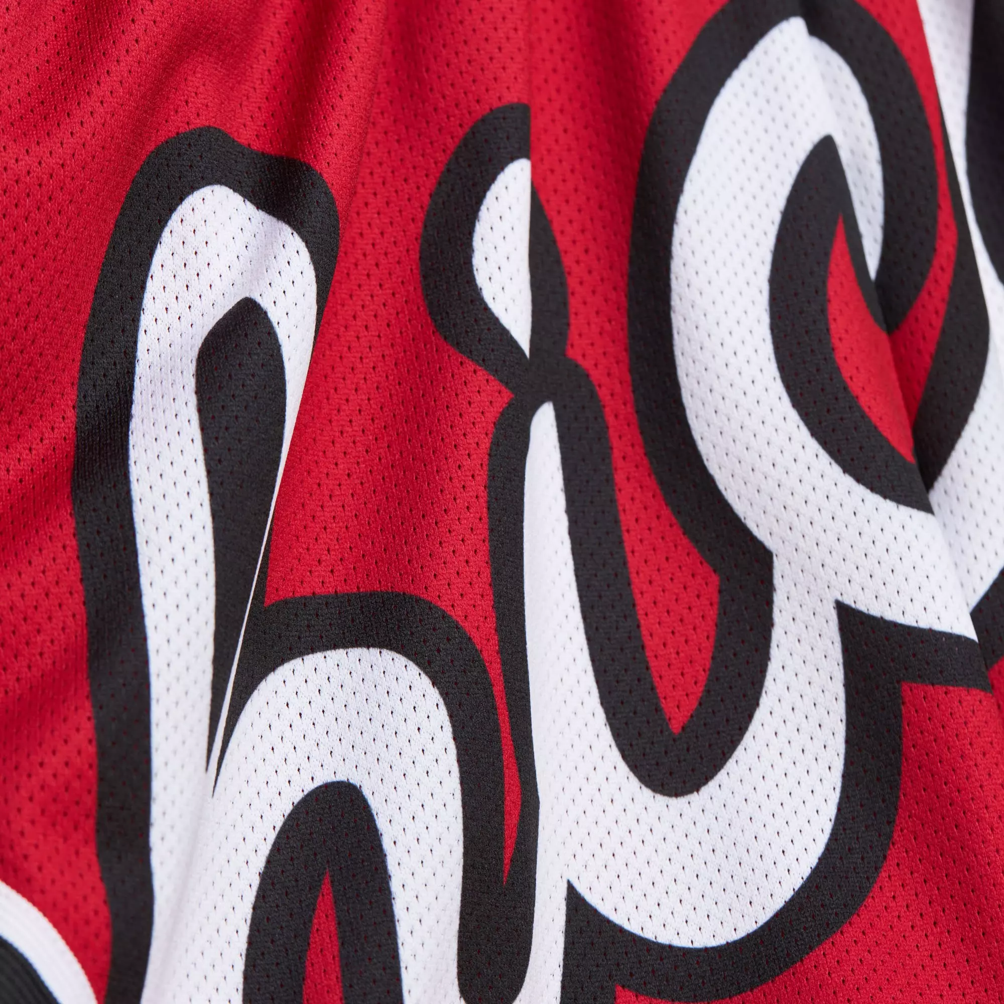 Mitchell & Ness Men's Chicago Bulls 7" Big Logo Shorts - RED