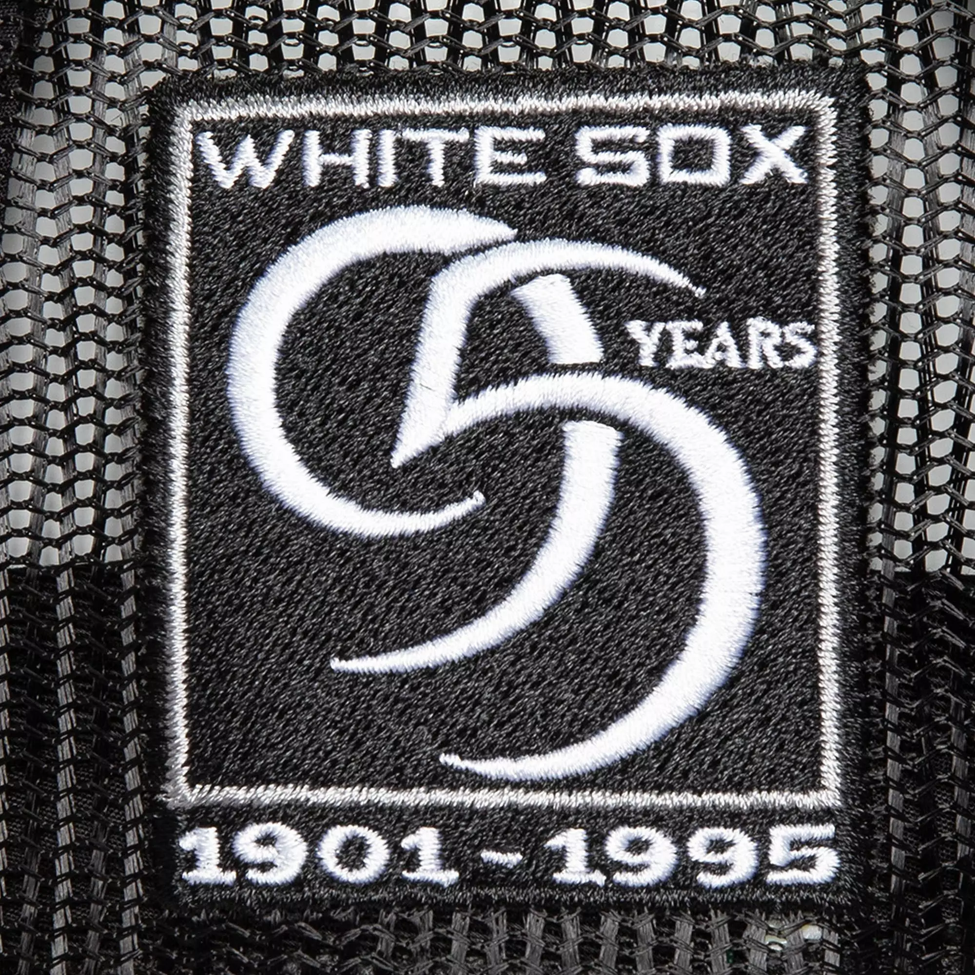 Mitchell & Ness Chicago White Sox Rope Trucker Snapback - BLACK