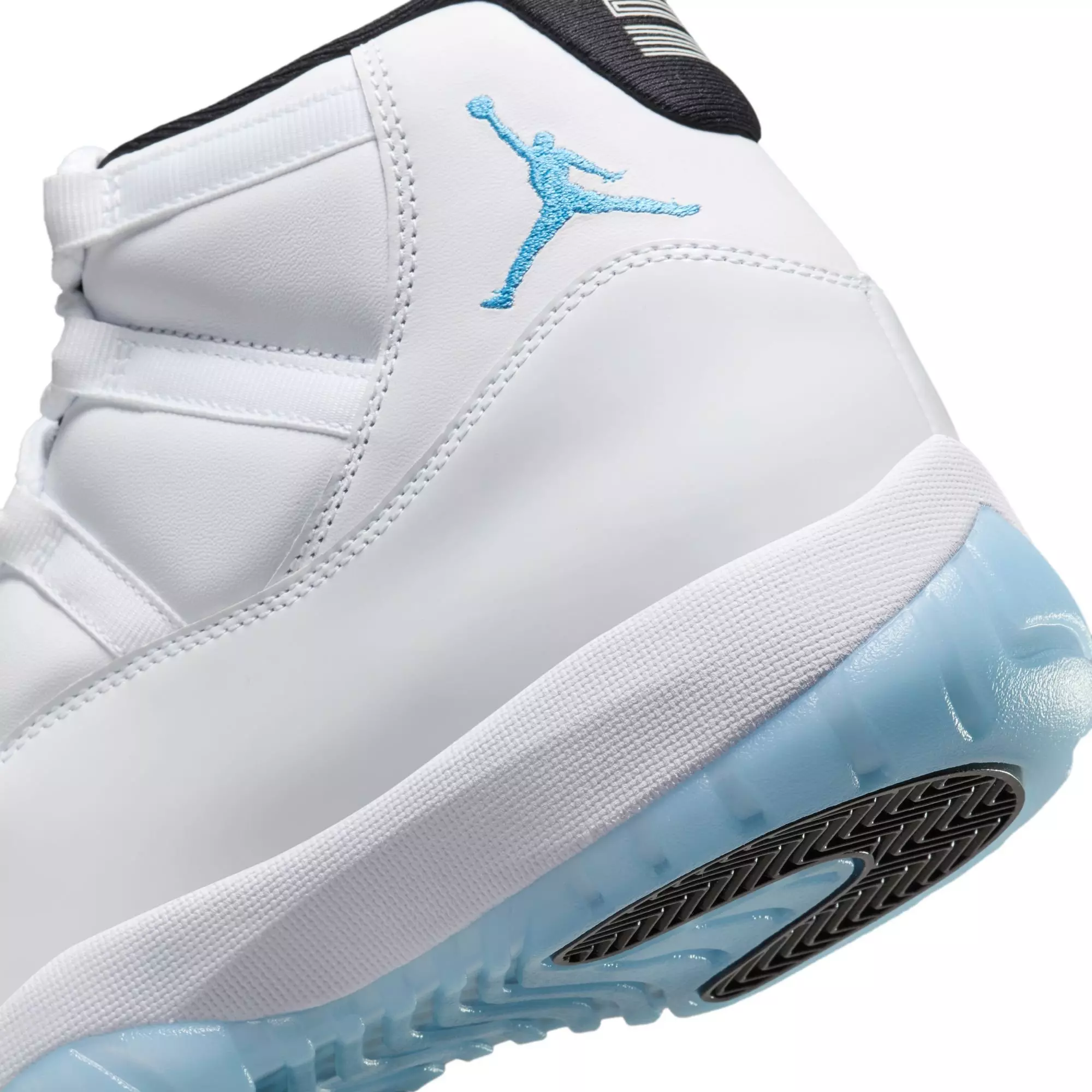 Jordan 11 Retro "Legend Blue" Men's Shoe - WHITE/LEGEND BLUE/BLACK