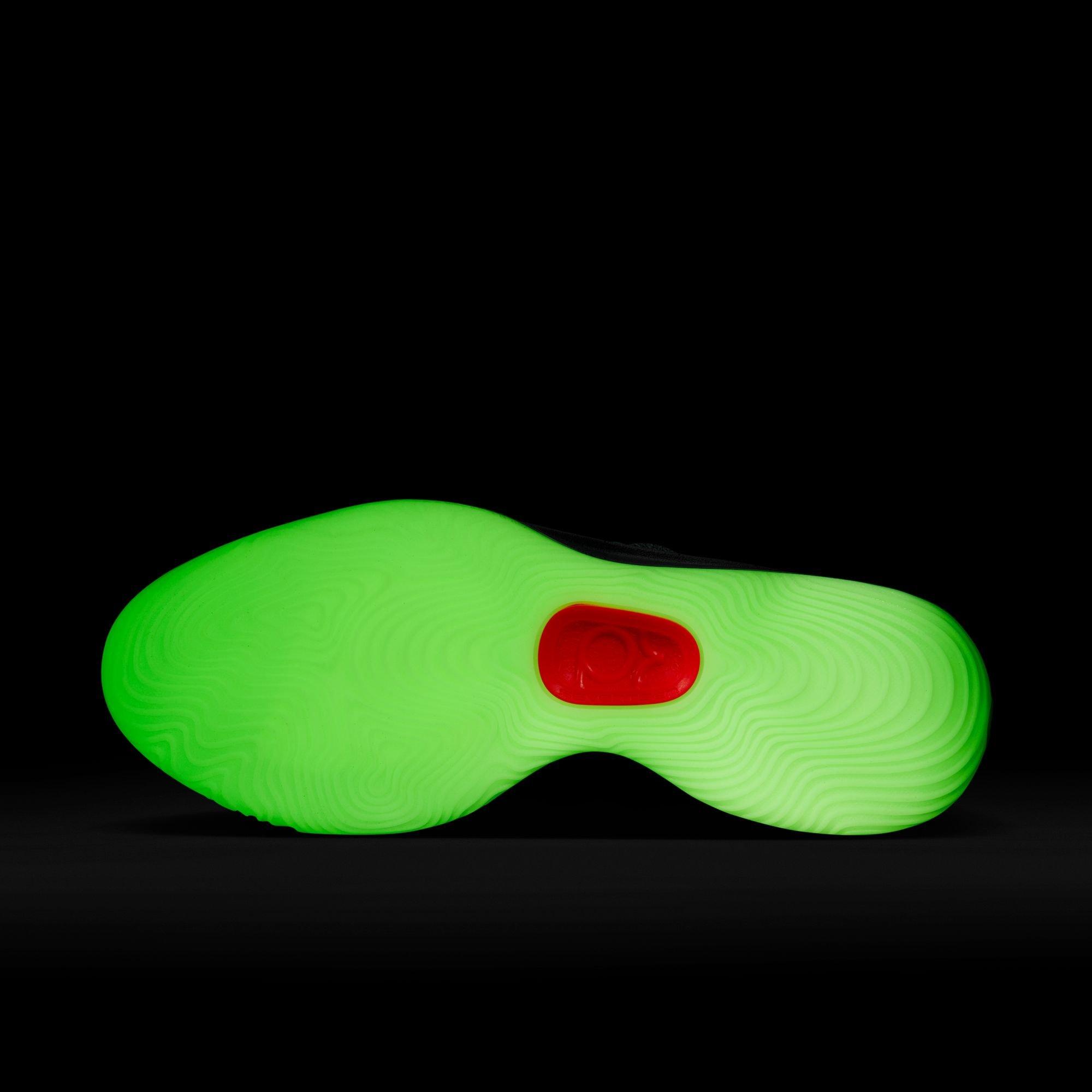 Nike KD17 "Easy Money Sniper" Men's Basketball Shoe - BLACK/BRIGHT CRIMSON/VINTAGE GREEN Thumbnail View 6