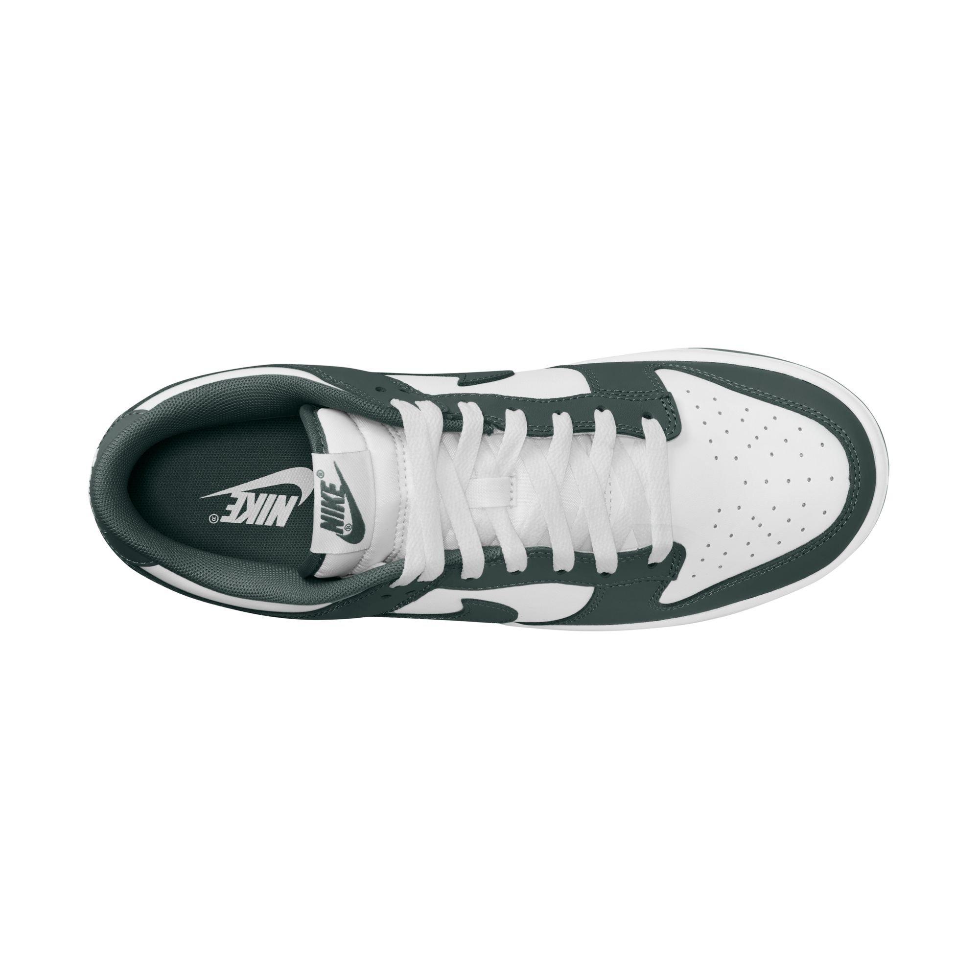 Nike Dunk Low Retro 