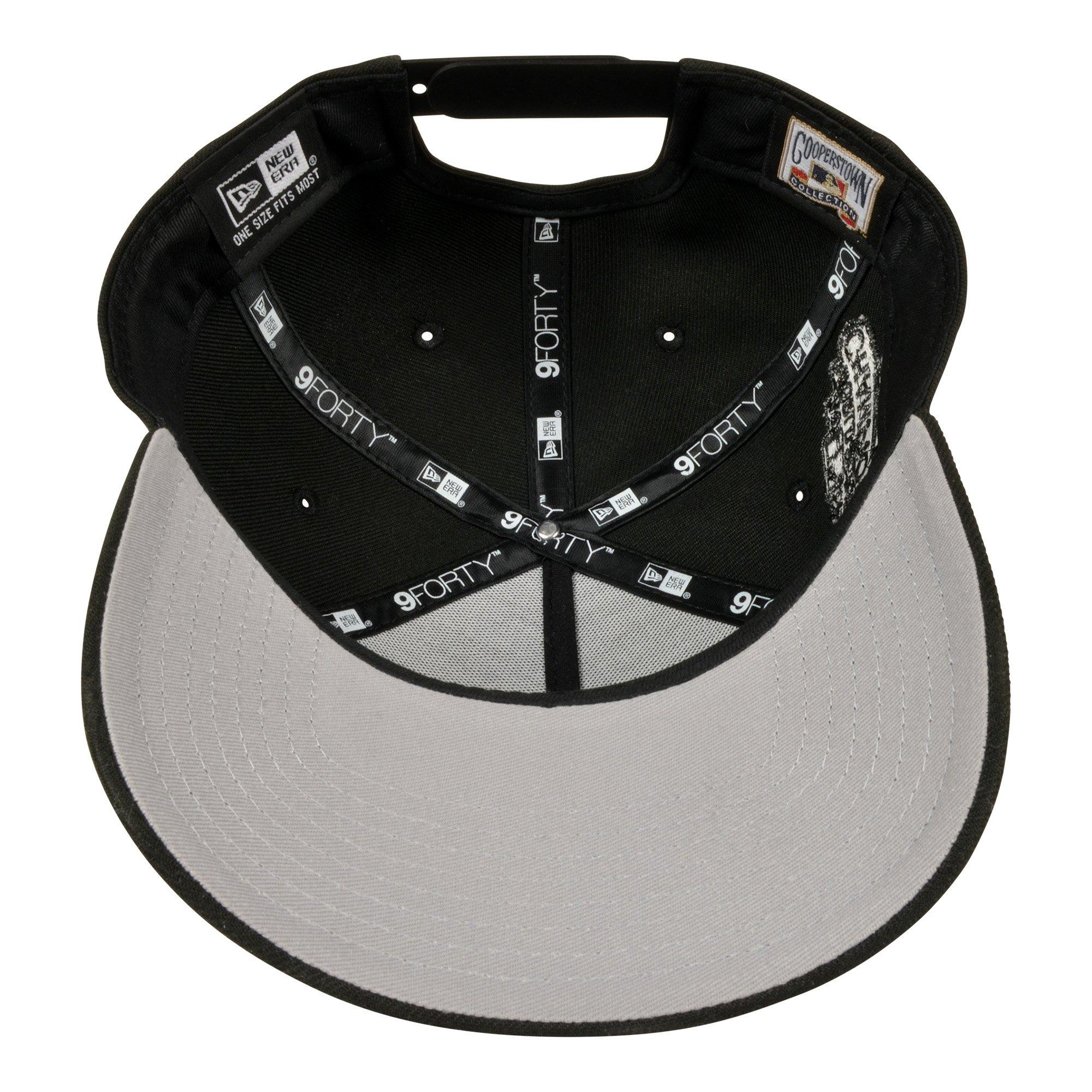 New Era St. Louis Cardinals 9FORTY Black Snapback Hat