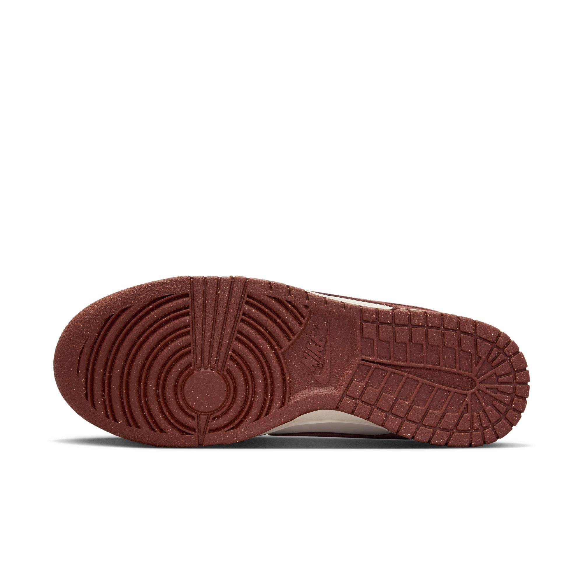 送料込み 追跡あり Nike Dunk Low Phantom/Sail/White/Red Sepia Women's Nike Dunk Low - PHANTOM/RED SEPIA-SAIL-WHITE