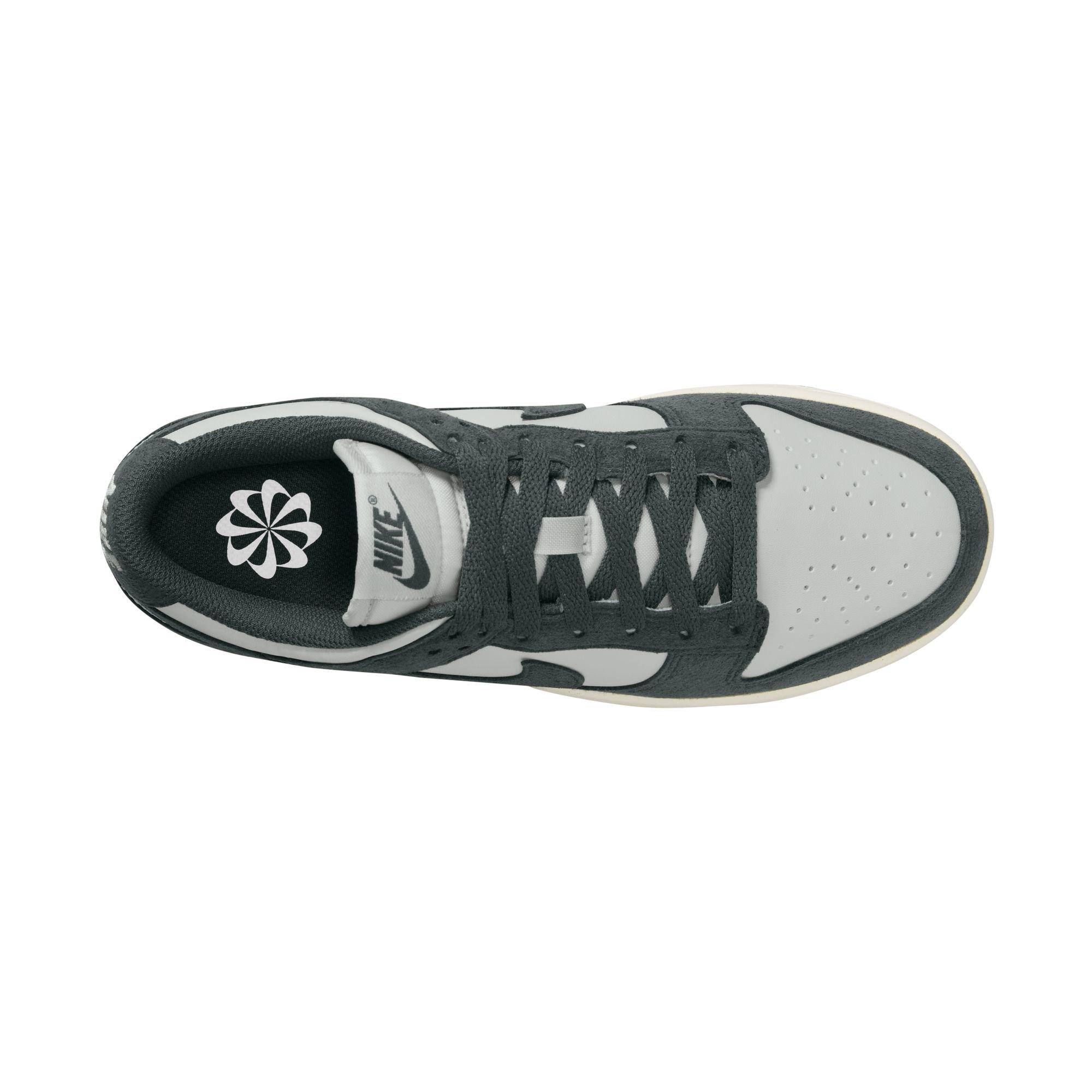 Nike Dunk Low Women's "Photon Dust/Vintage Green/Sail/White" Shoe