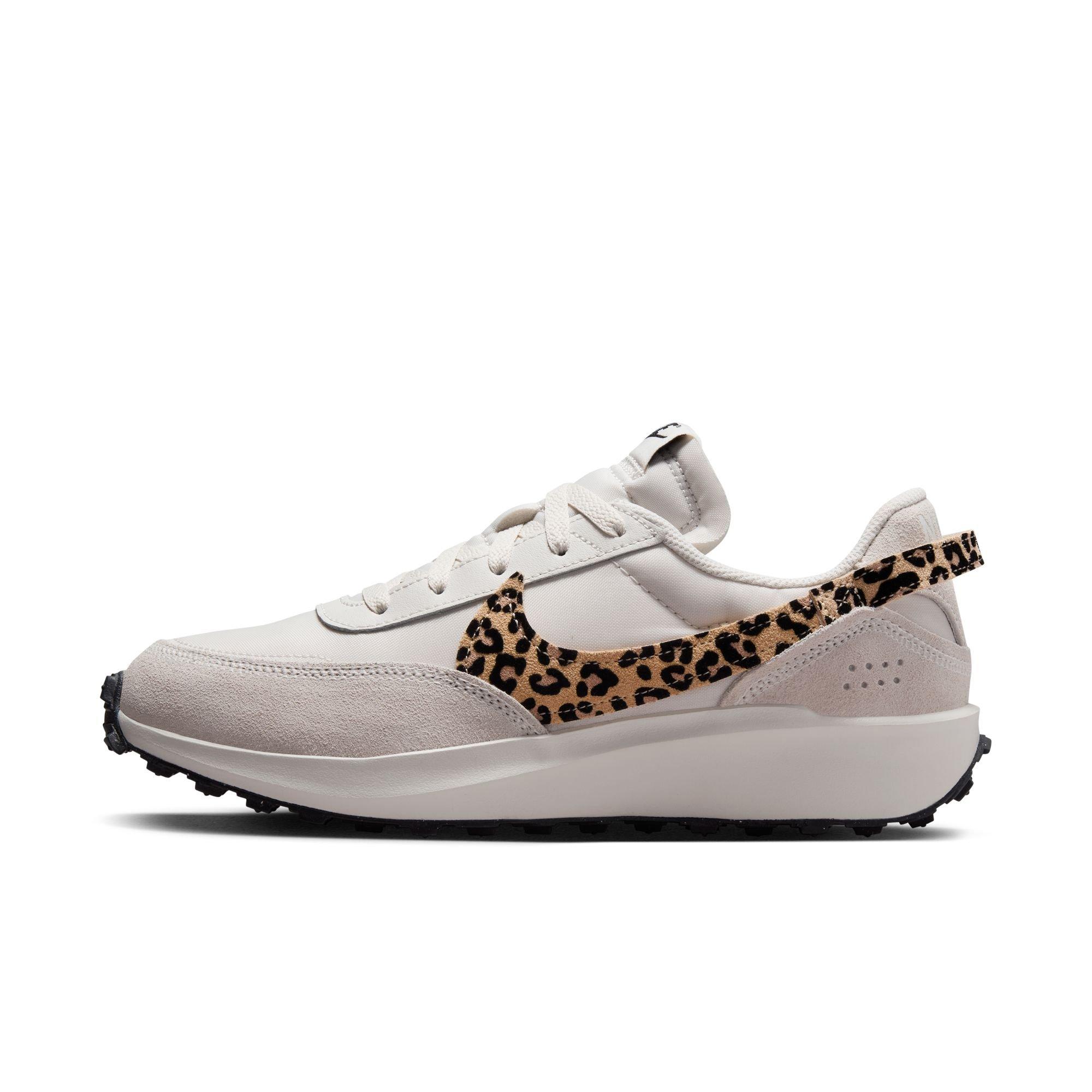 Nike Waffle Debut "Leopard Print" Women's Shoe - CREAM Thumbnail View 3