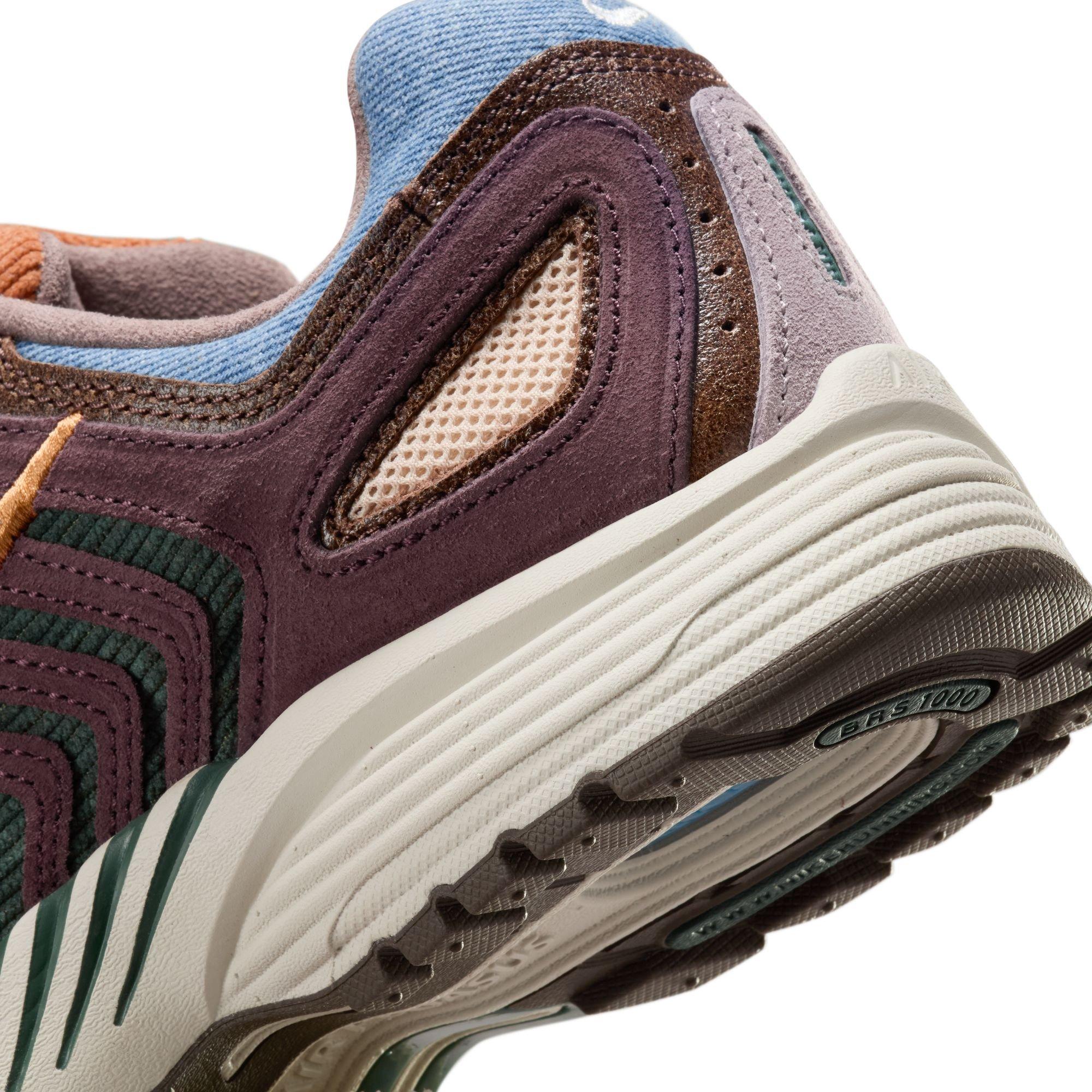 Nike Air Pegasus 2005 "Lt Orewood Brn/Sail" Women's Shoe - BROWN Thumbnail View 10