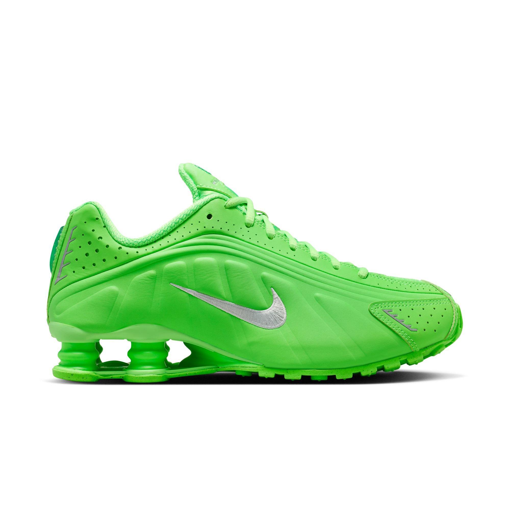 Nike Shox R4 "Green Strike/Metallic Silver" Women's Shoe - GREEN/SILVER Thumbnail View 1