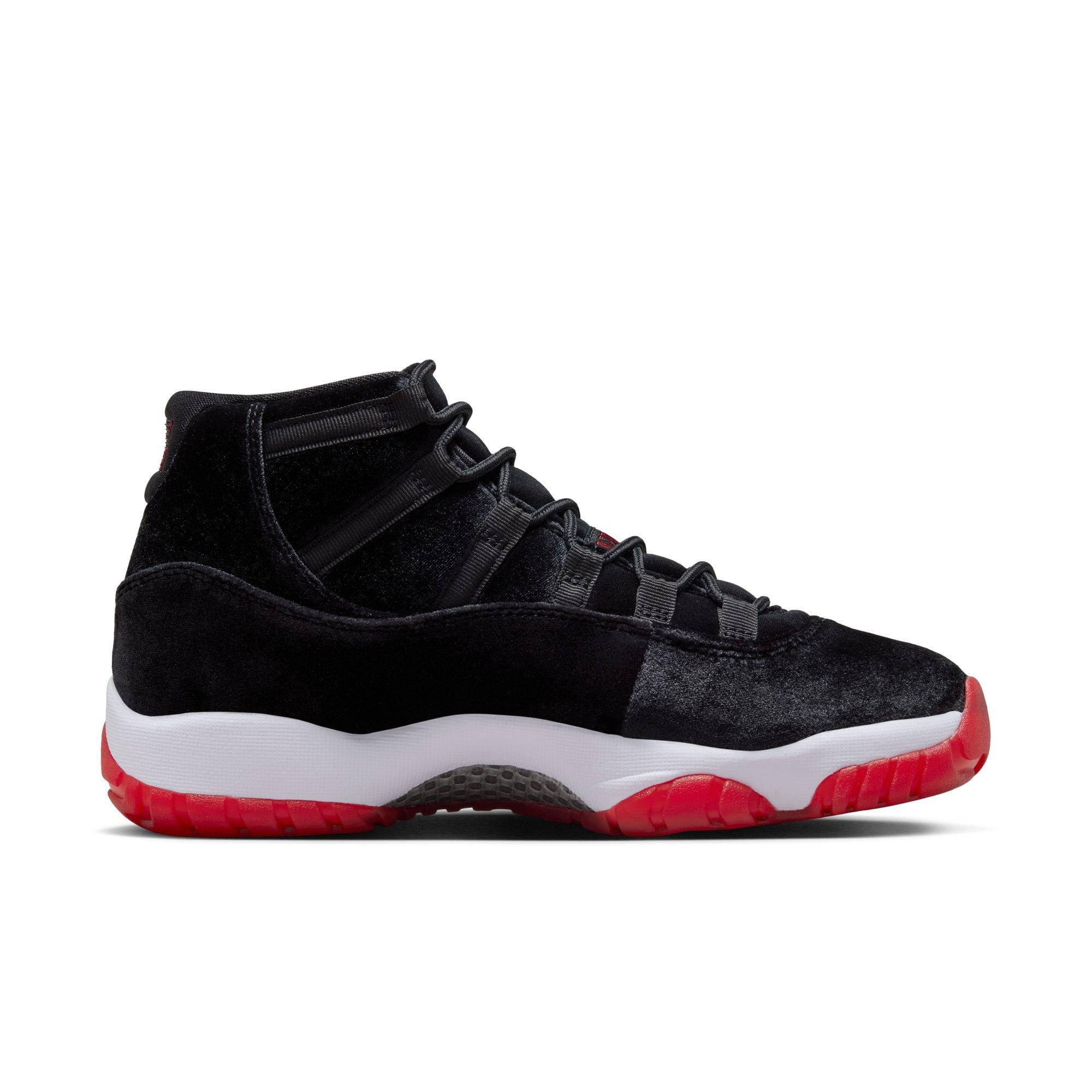 Jordan 11 Retro "Bred Velvet" Women's Shoe - BLACK/GYM RED/WHITE Thumbnail View 2