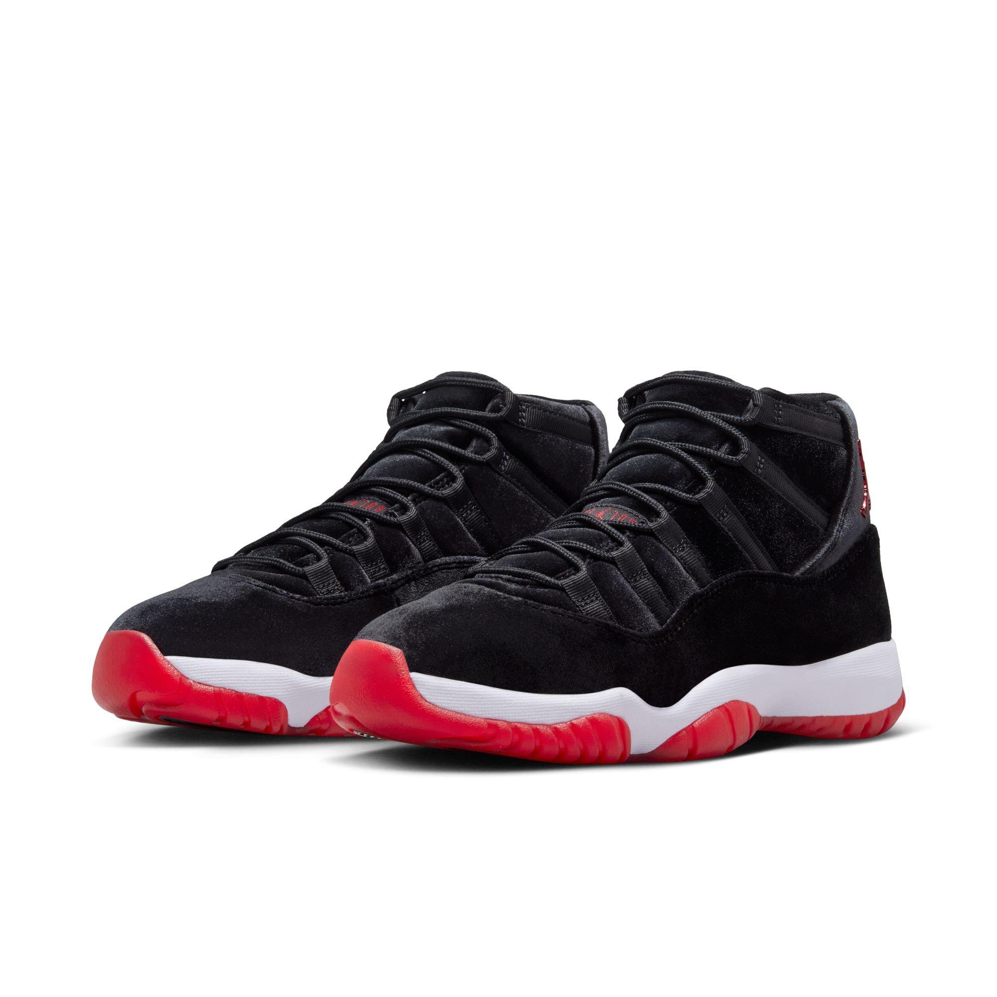Jordan 11 Retro "Bred Velvet" Women's Shoe - BLACK/GYM RED/WHITE Thumbnail View 3