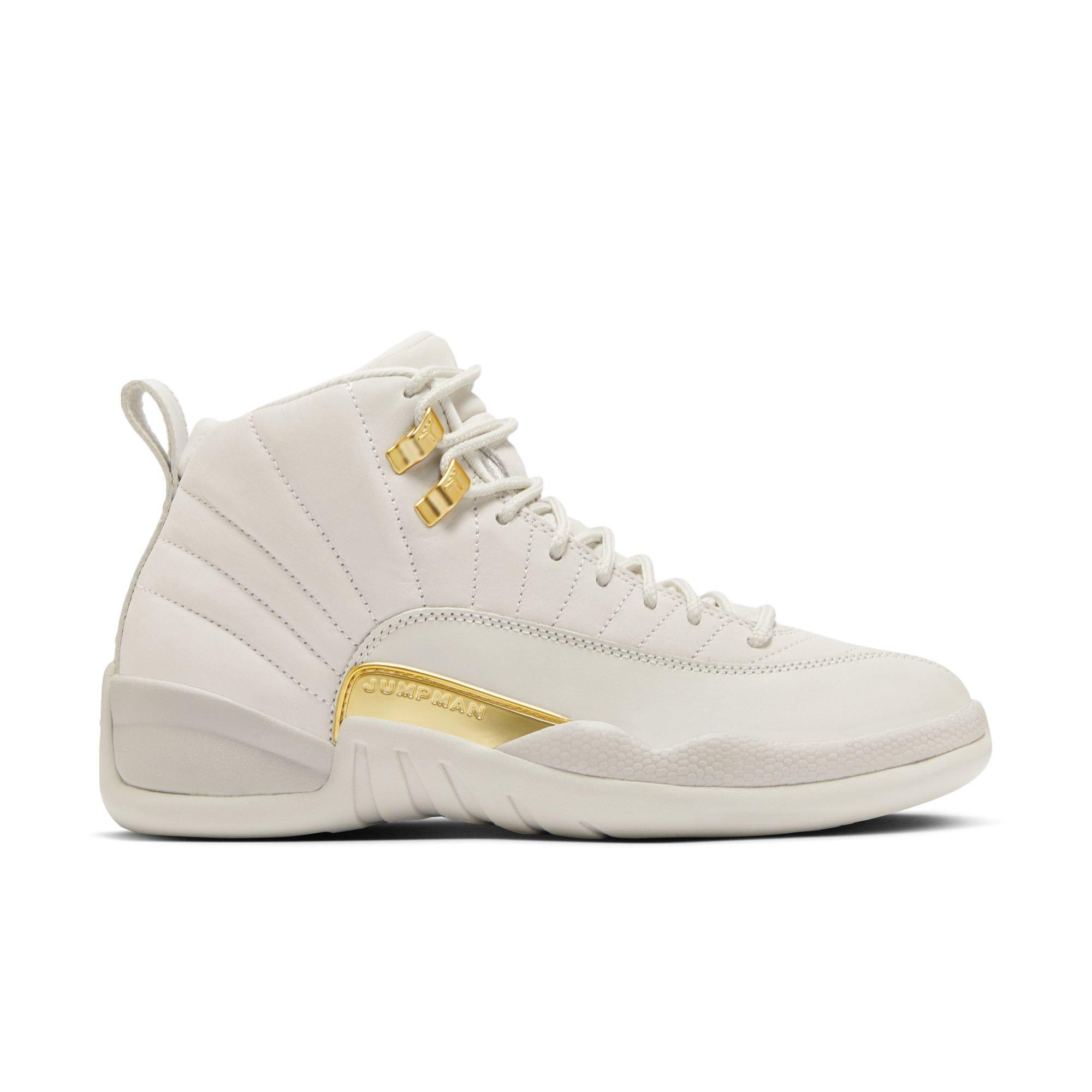 Jordan 12 Retro "Phantom" Women's Shoe - PHANTOM/METALLIC GOLD