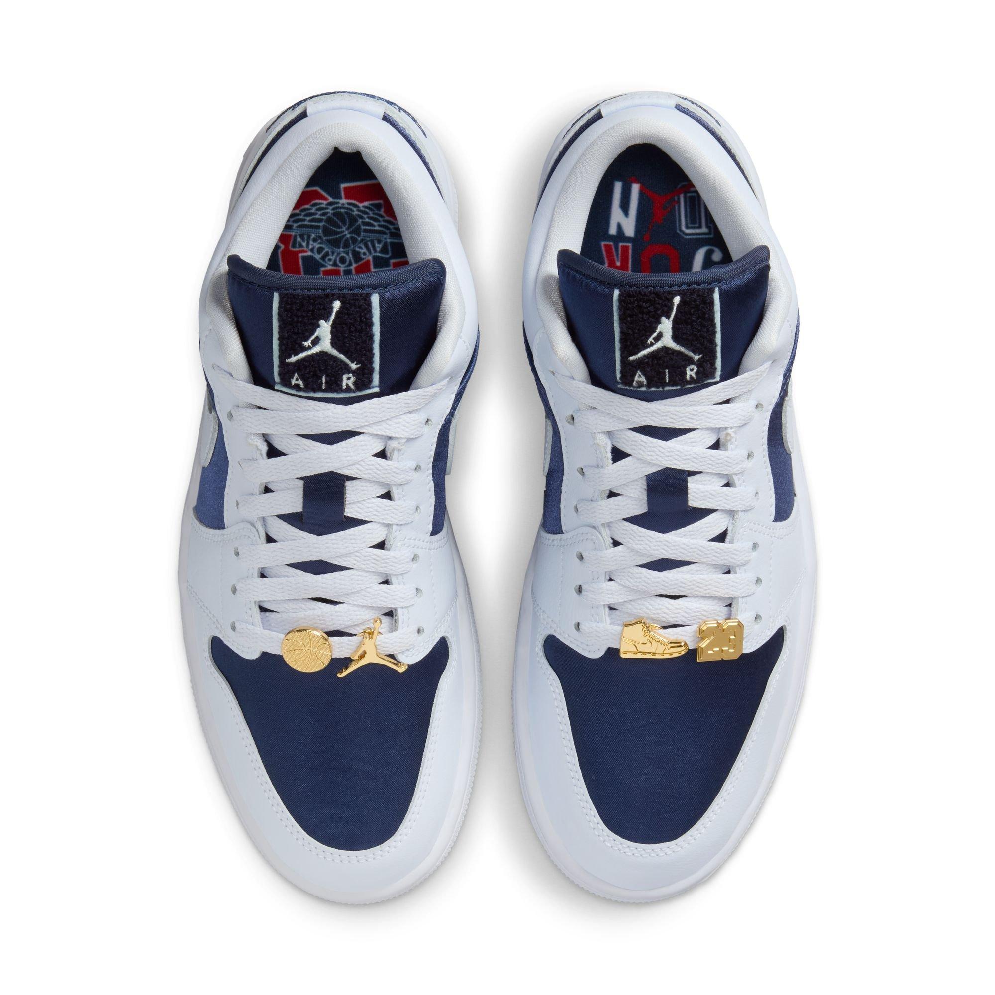 Jordan 1 Low SE Women's "Football Grey/Midnight Navy/White" Shoe