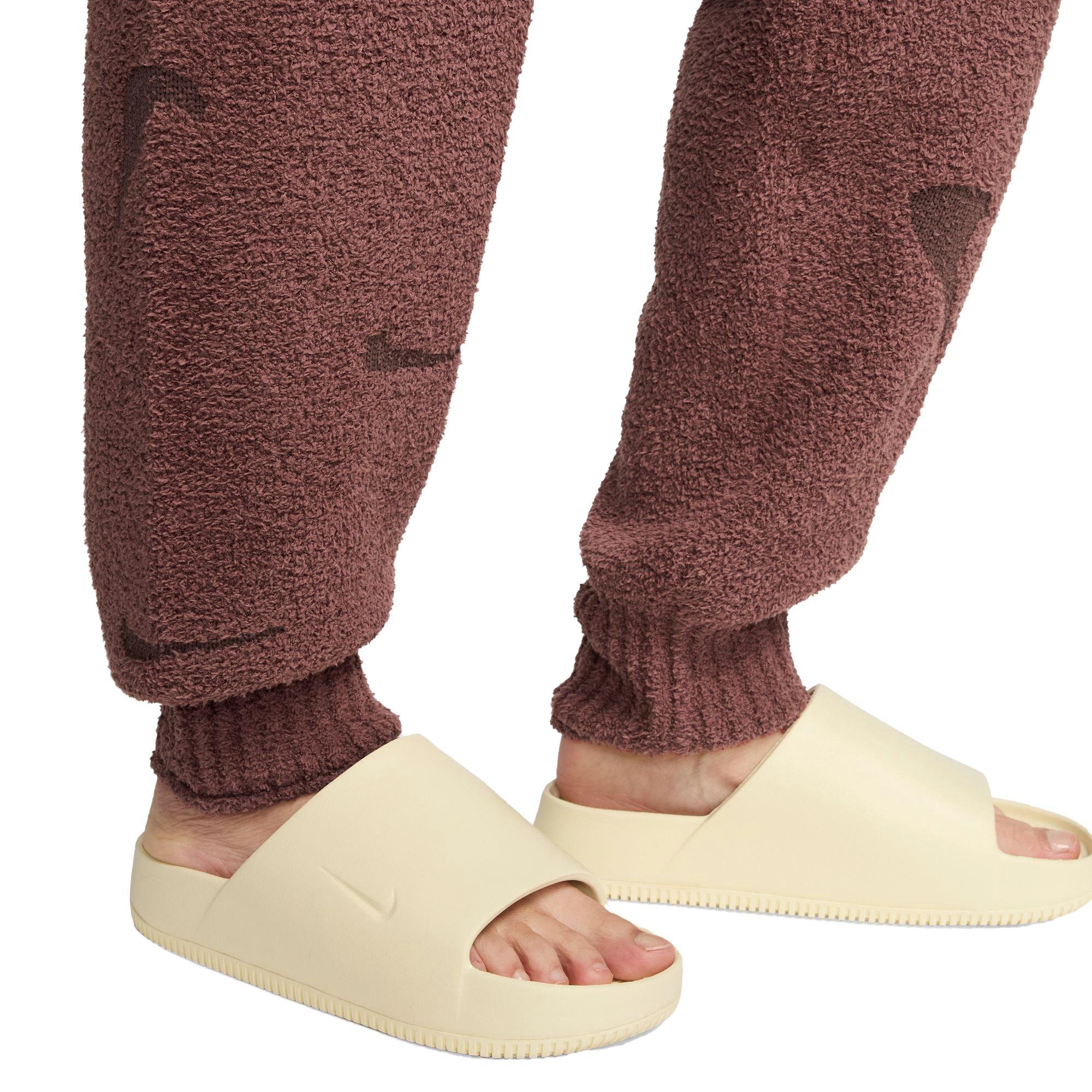 Nike Women's Sportswear Phoenix Boucle High-Waisted Oversized Knit Pants - RED Thumbnail View 3