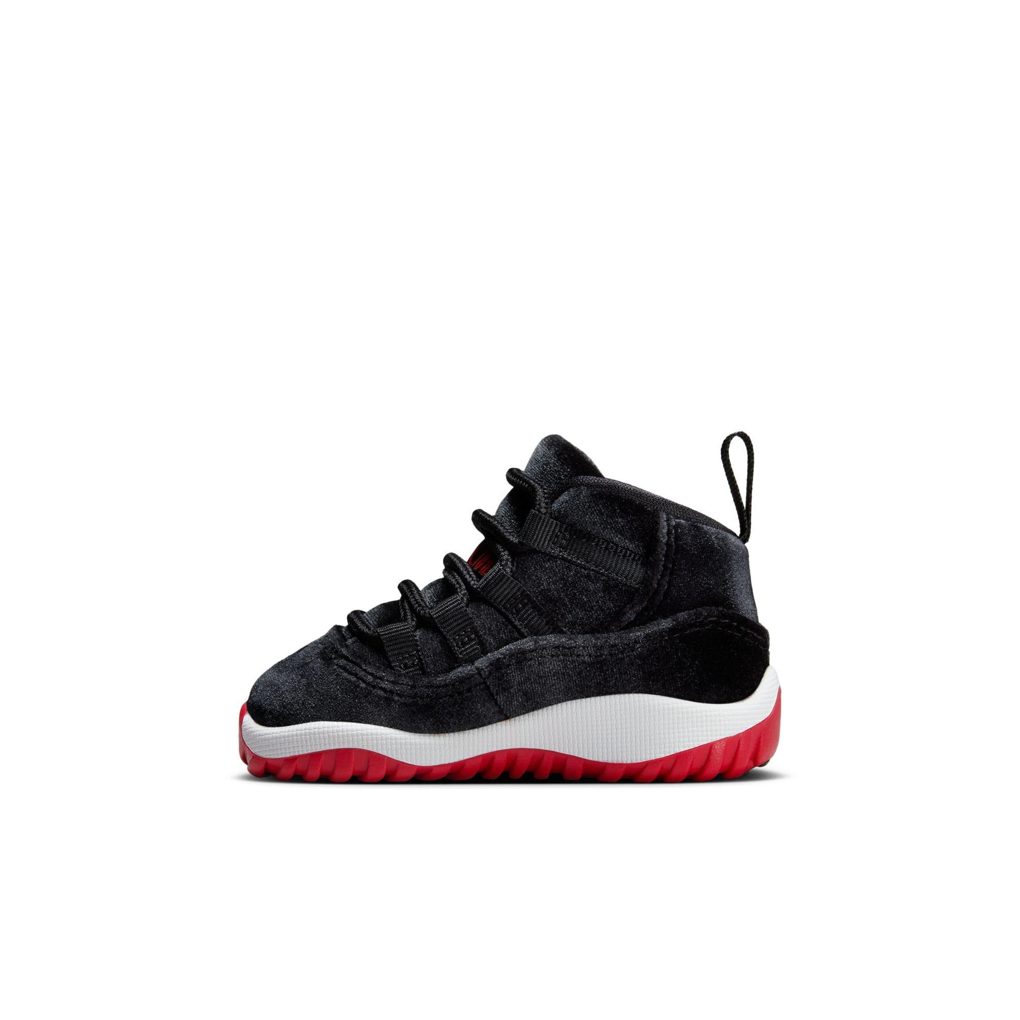 Jordan 11 Retro "Bred Velvet" Toddler Girl's Shoe - BLACK/GYM RED/WHITE Thumbnail View 6