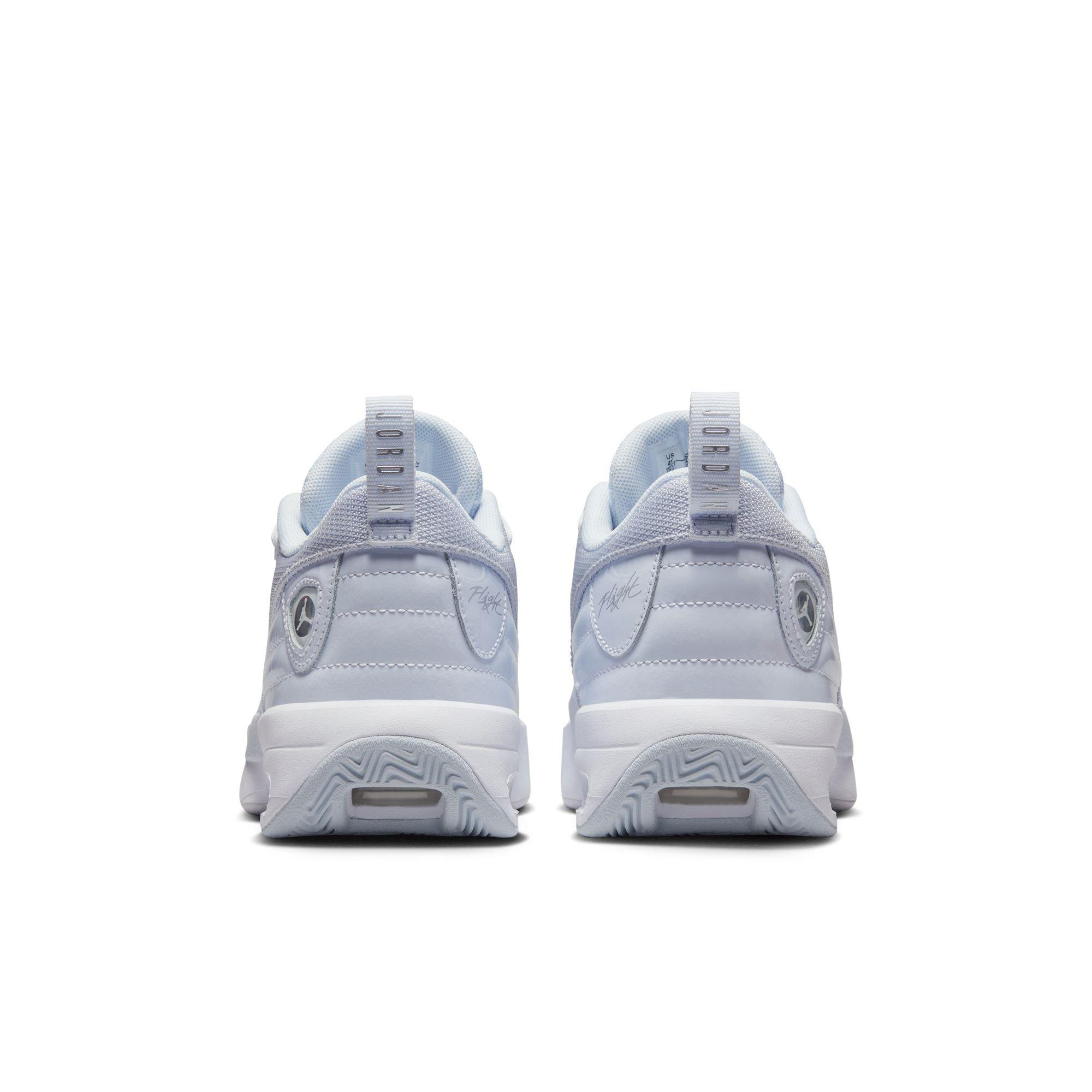 Jordan Max Aura 6 Grade School Girls' "Cobalt Bliss/Chrome/White" Shoe
