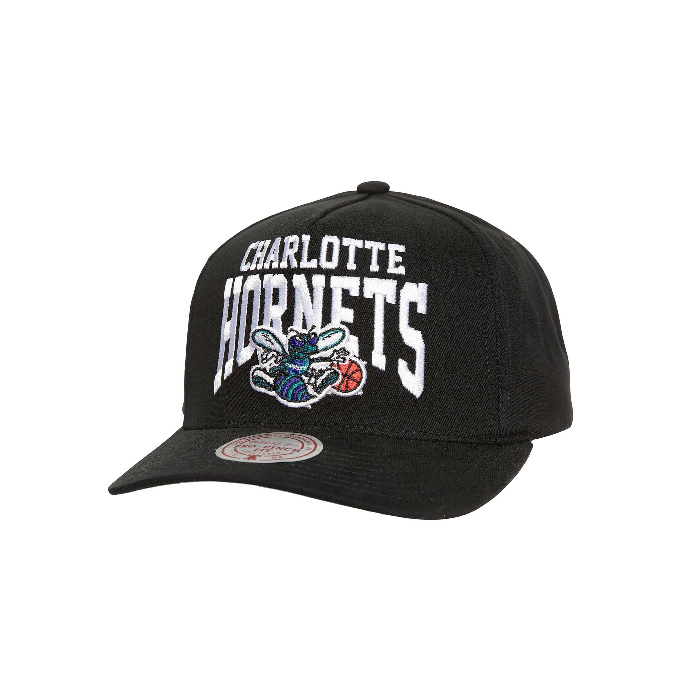 Mitchell & Ness Charlotte Hornets Big Time Pro Snapback-Black - BLACK Thumbnail View 1