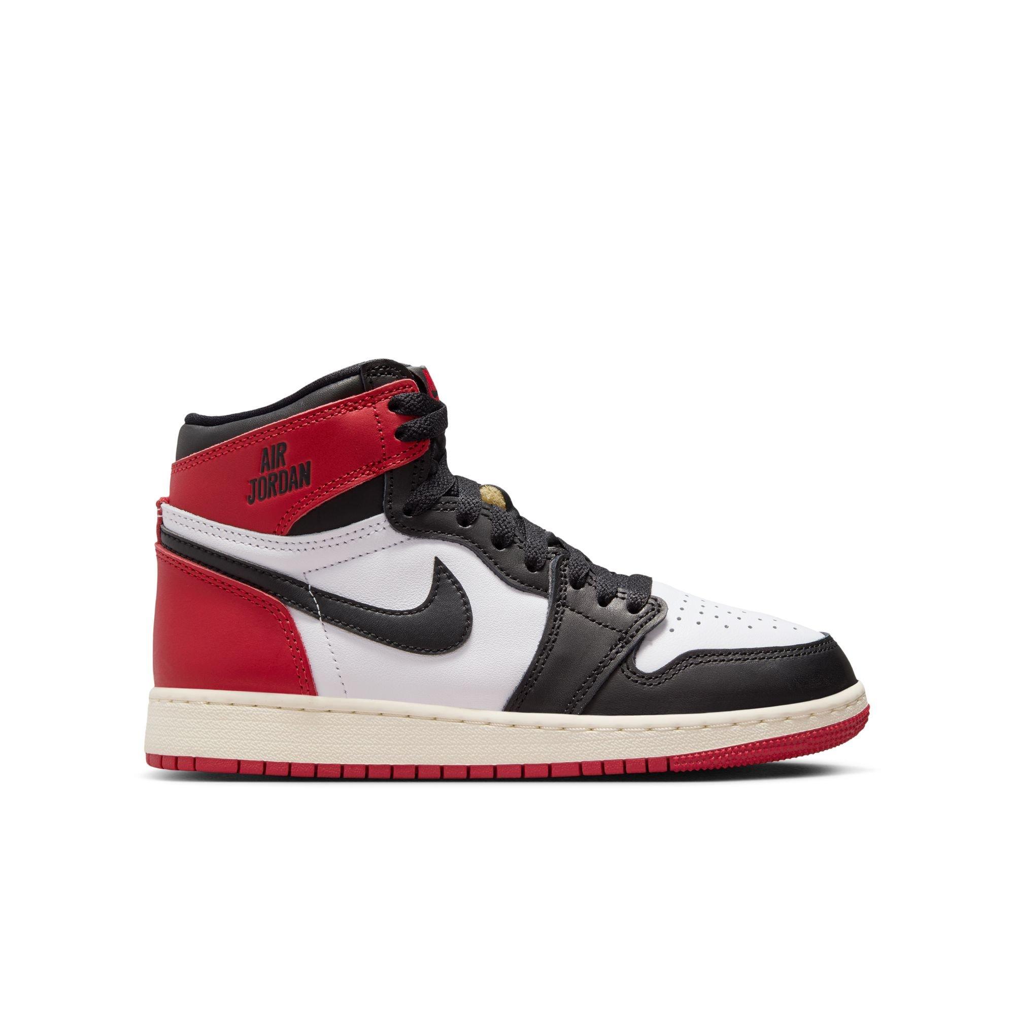 Jordan 1 Retro High OG "Black Toe" Grade School Kids' Shoe