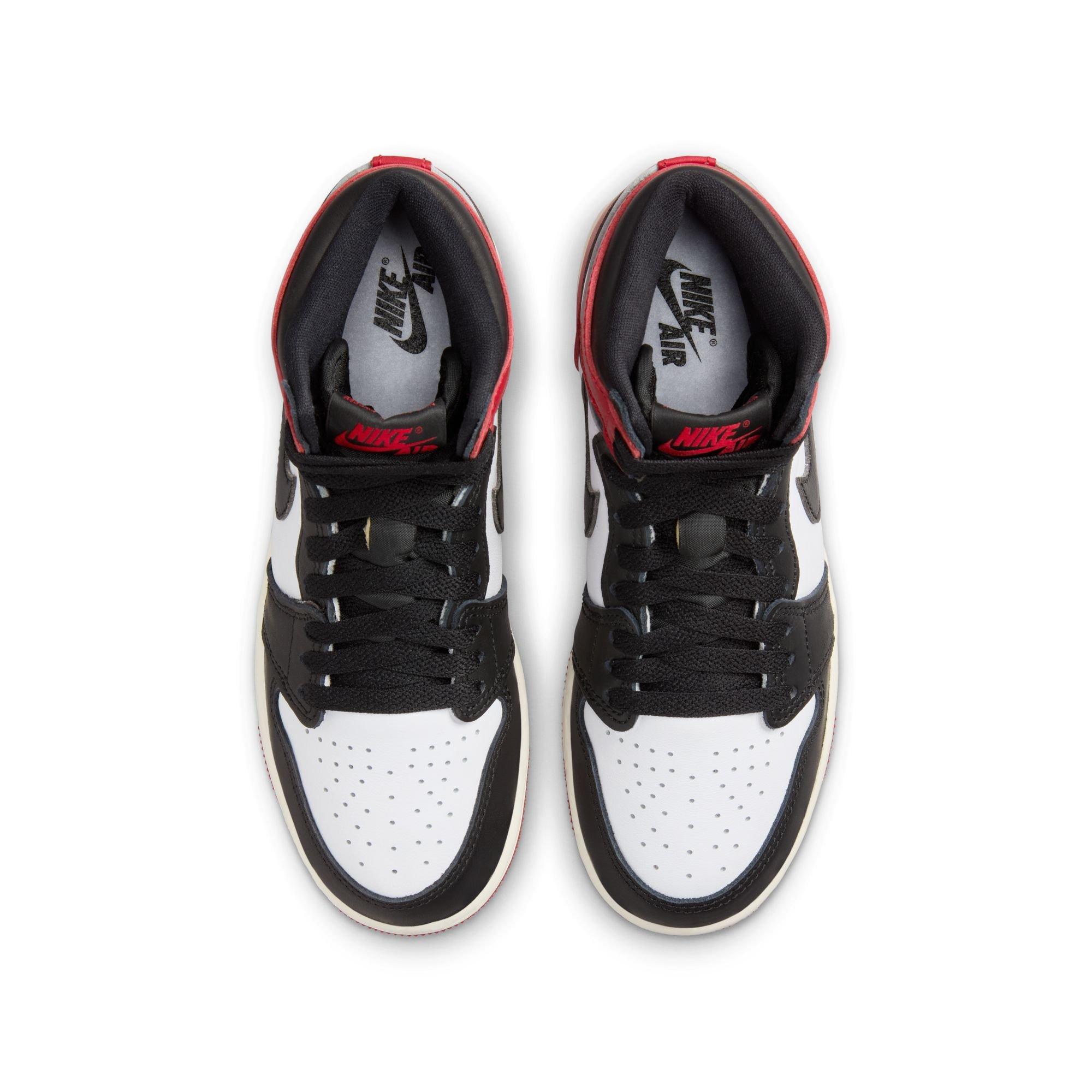 Jordan 1 Retro High OG "Black Toe" Grade School Kids' Shoe