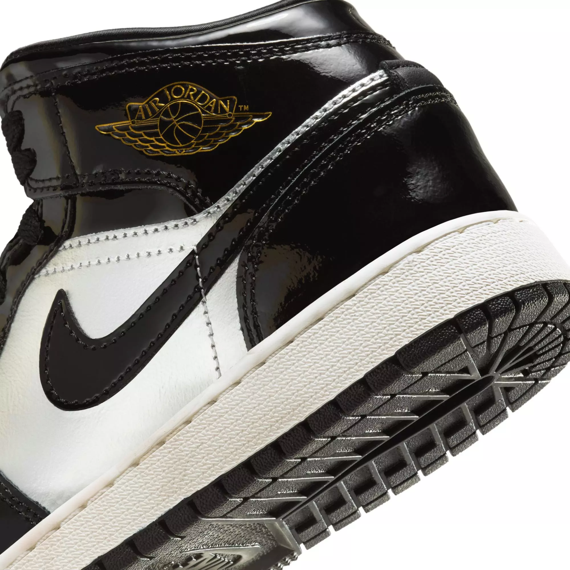 Jordan 1 Mid SE "Black/Metallic Gold/Metallic Silver" Grade School Boys' Shoe - BLACK/SILVER