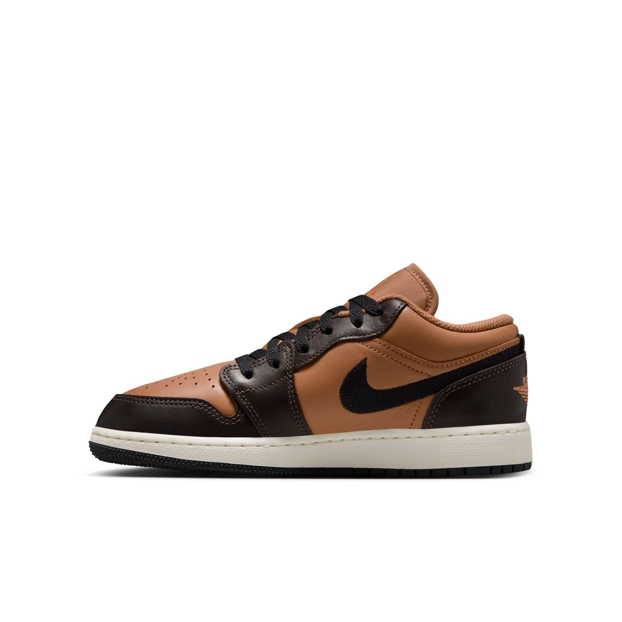 Jordan 1 Low Grade School Boys' "Flax/Baroque Brown/Vintage Coral" Shoe